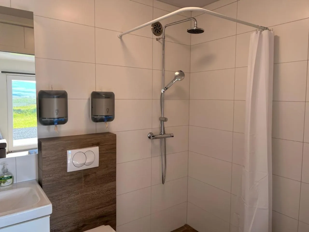 Shower in Lækjarkot Rooms and Cottages with Kitchen