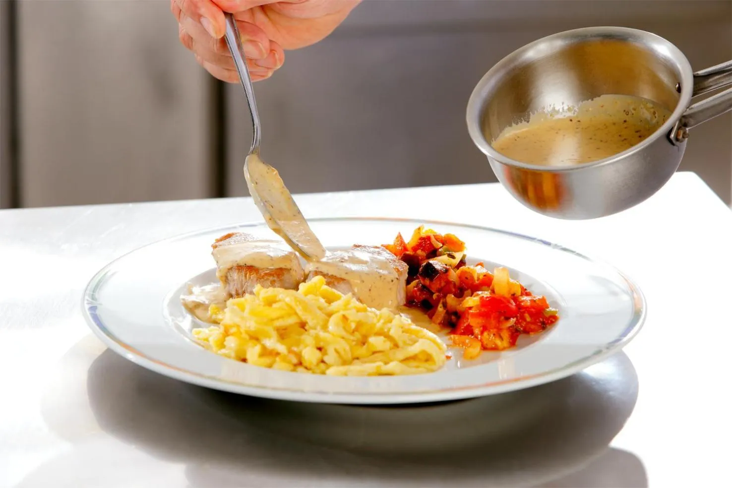 Food and drinks in Hotel Schwanen