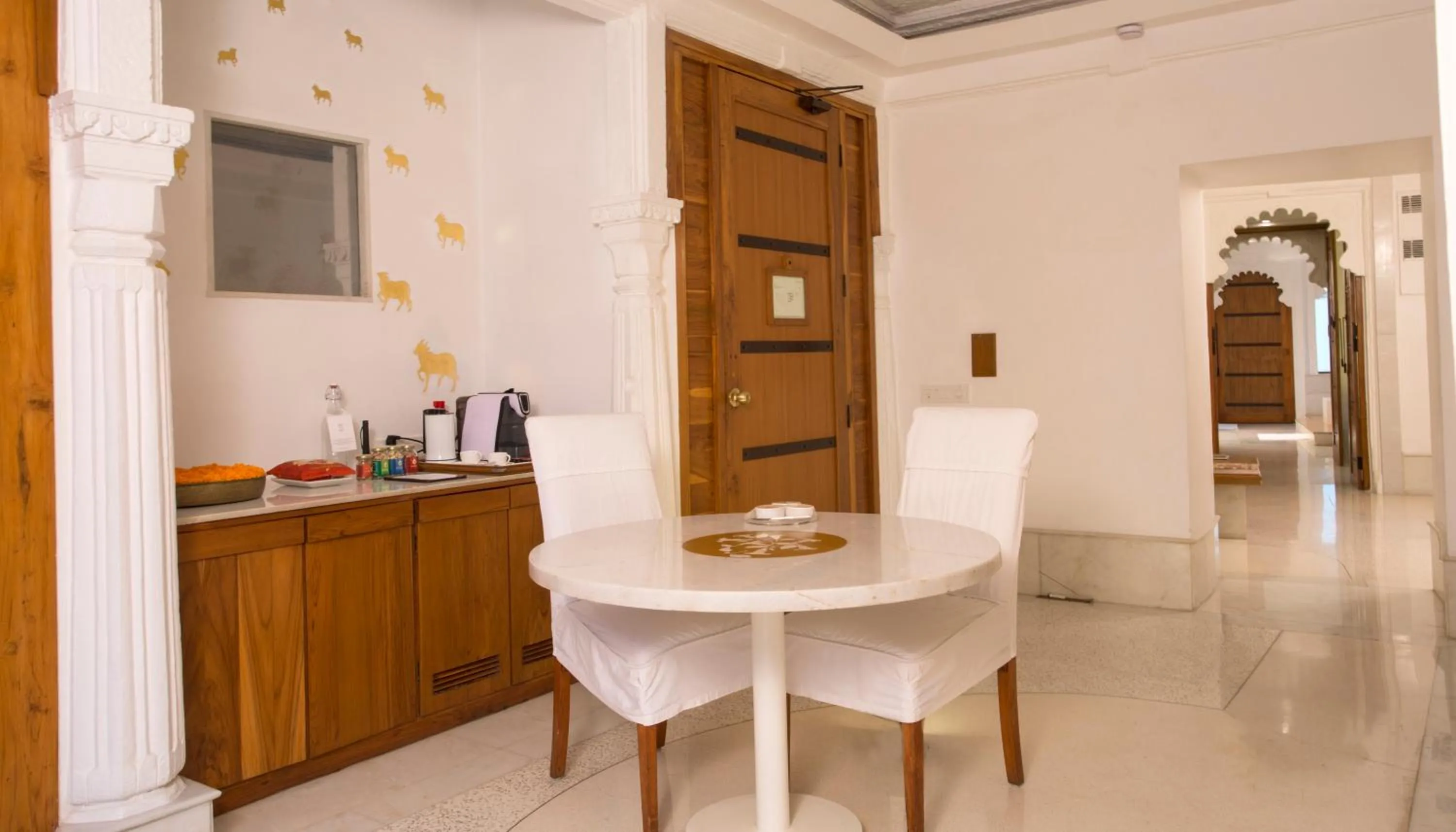 minibar in RAAS Devigarh