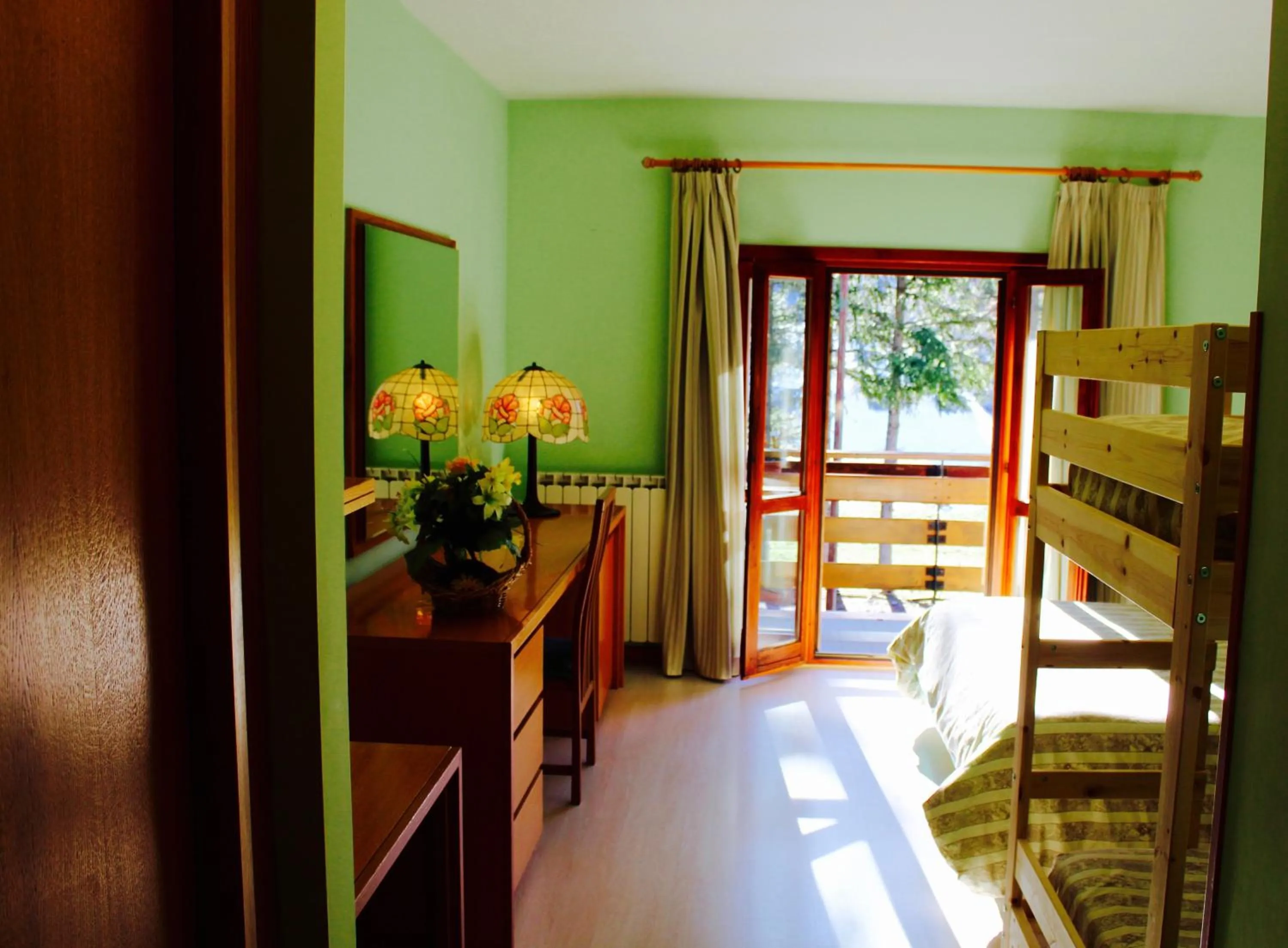 bunk bed in Hotel Orso Bianco