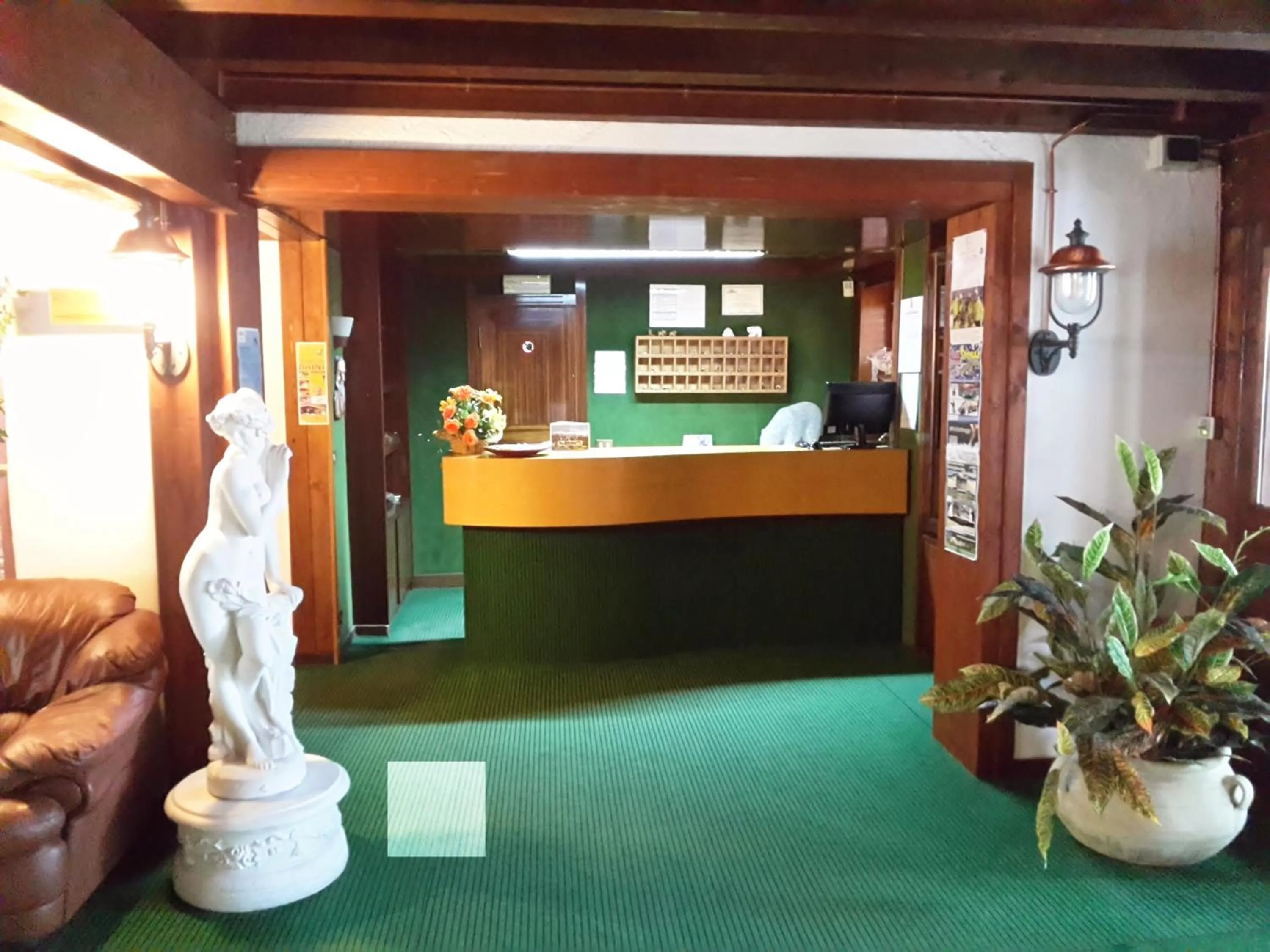 Lobby or reception in Hotel Orso Bianco