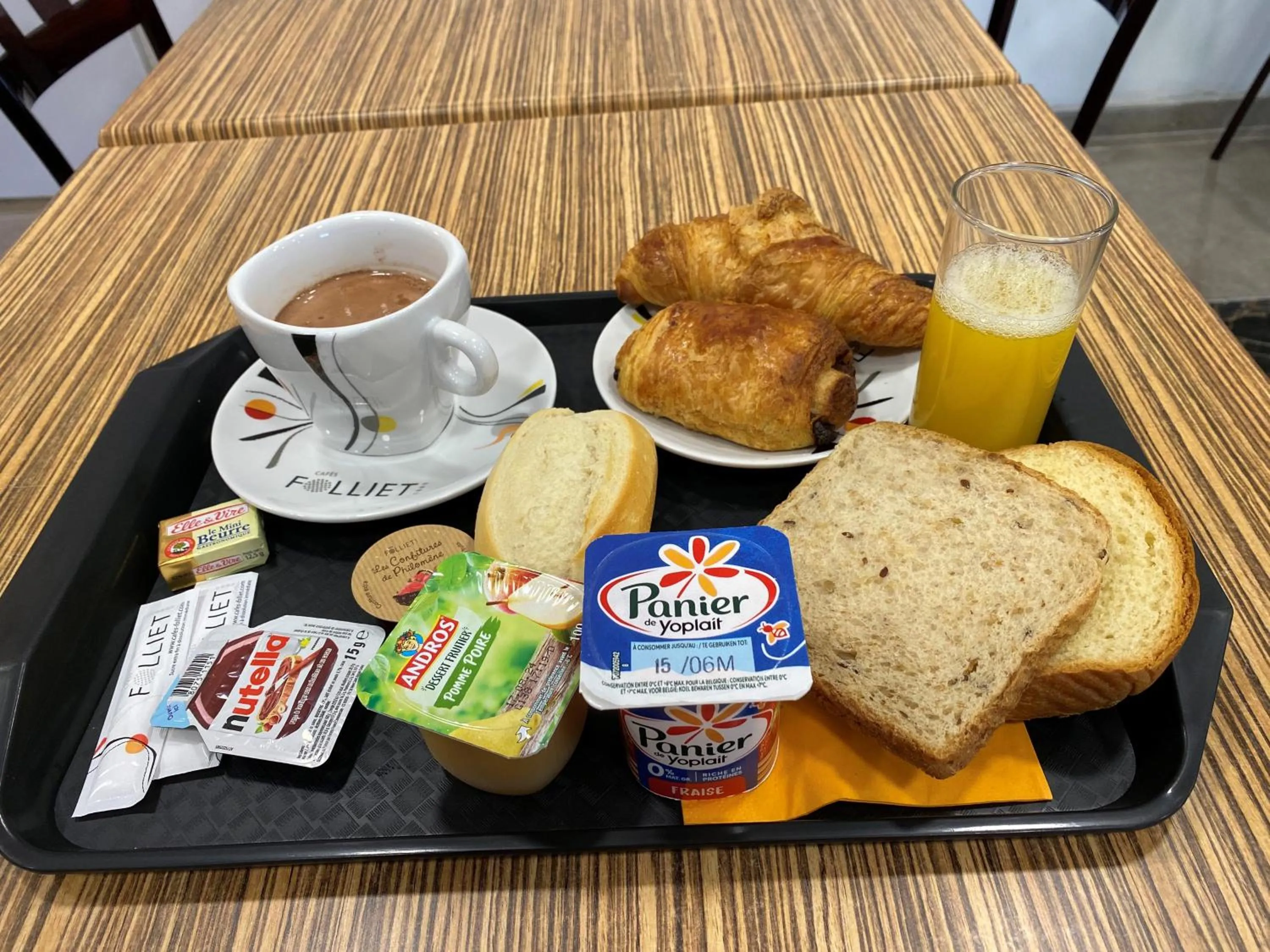 Breakfast in Fasthotel - Soissons Nord