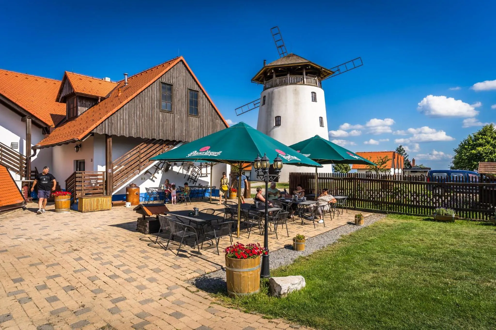 Restaurant/places to eat in Bukovanský mlýn