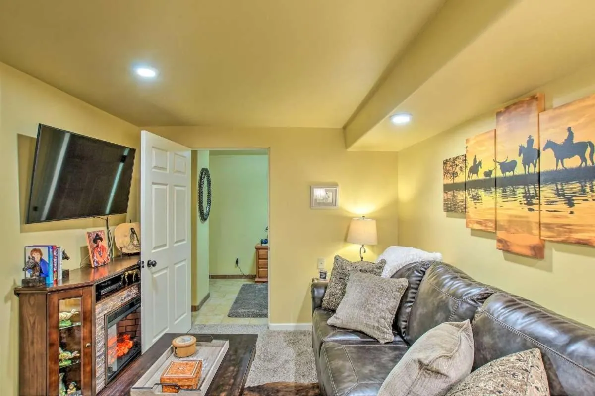 Private, Quite Casita , N. Scottsdale area,Private Pool & Patio, Cave Creek Az.