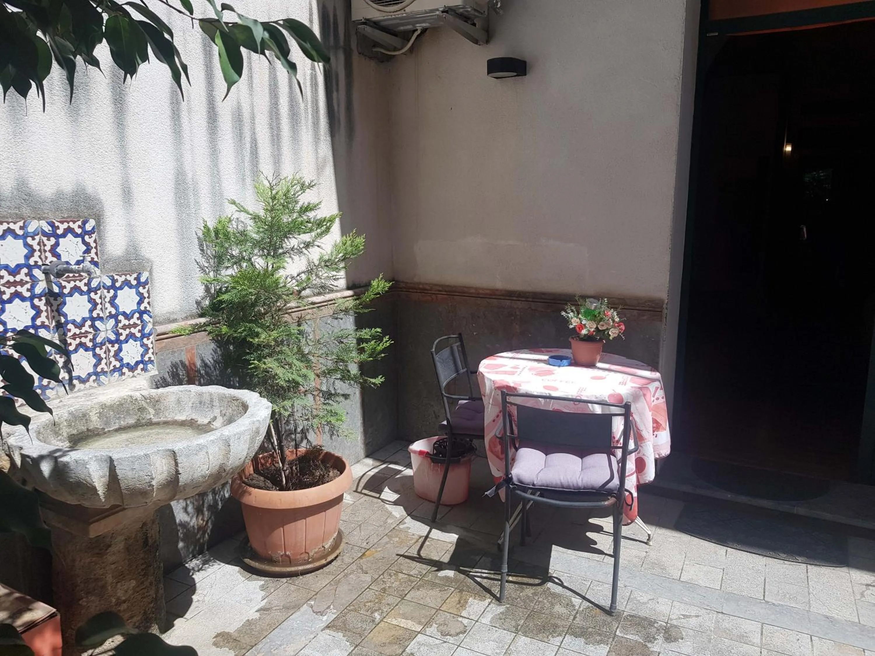 Casa Ròtre in the historic center of Palermo