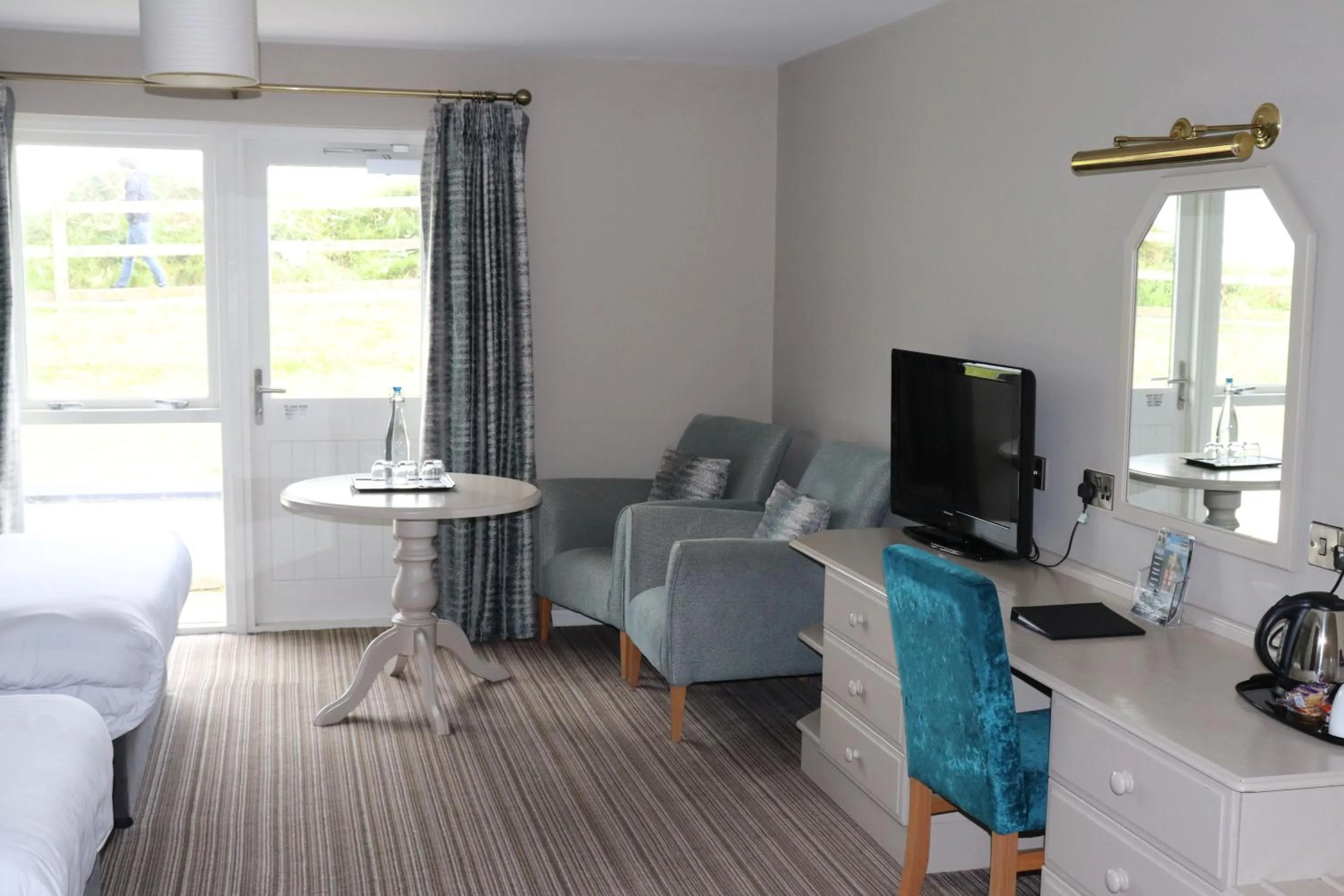 Seating area in Causeway Hotel