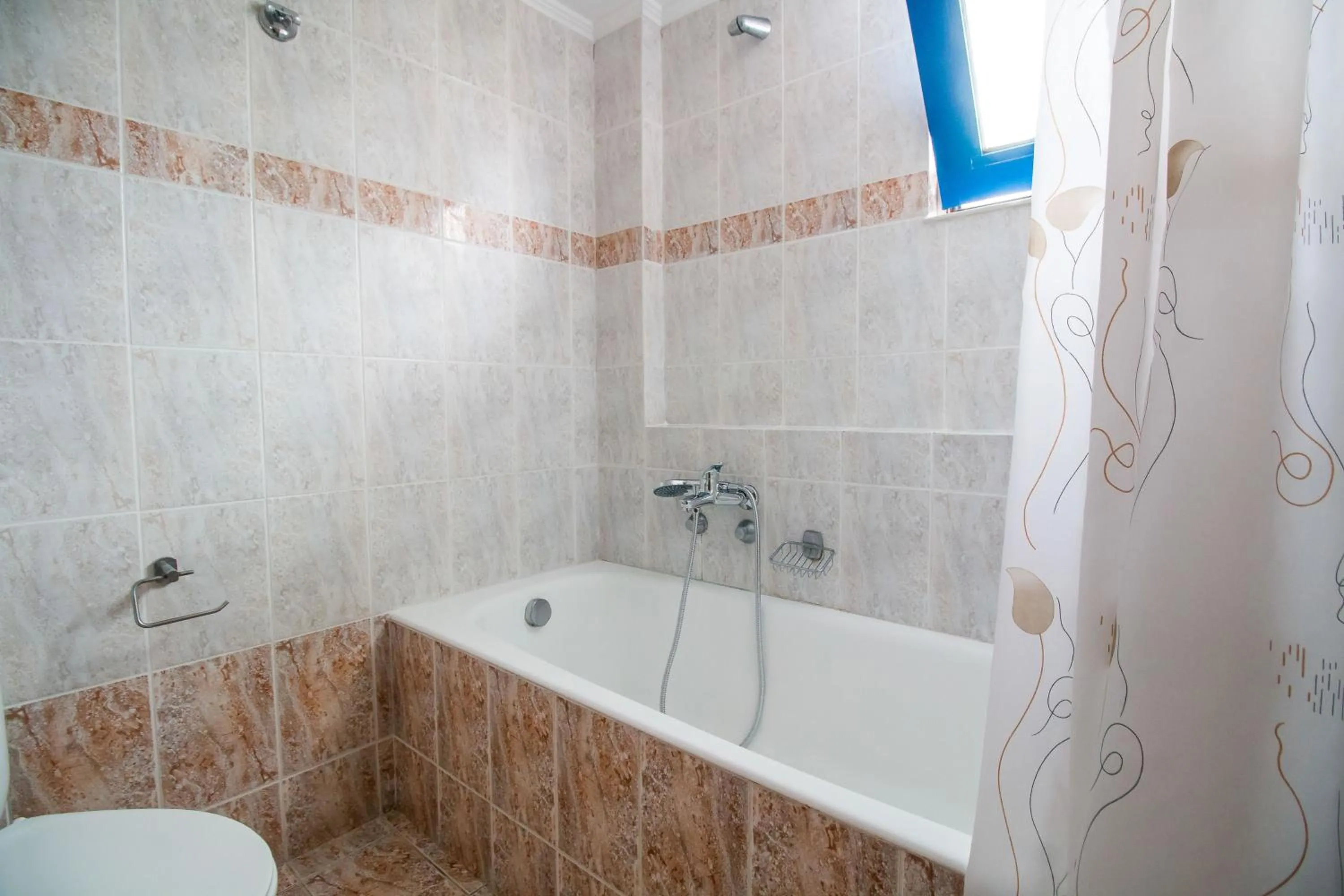 Bathroom in Kahlua Hotel Apartments