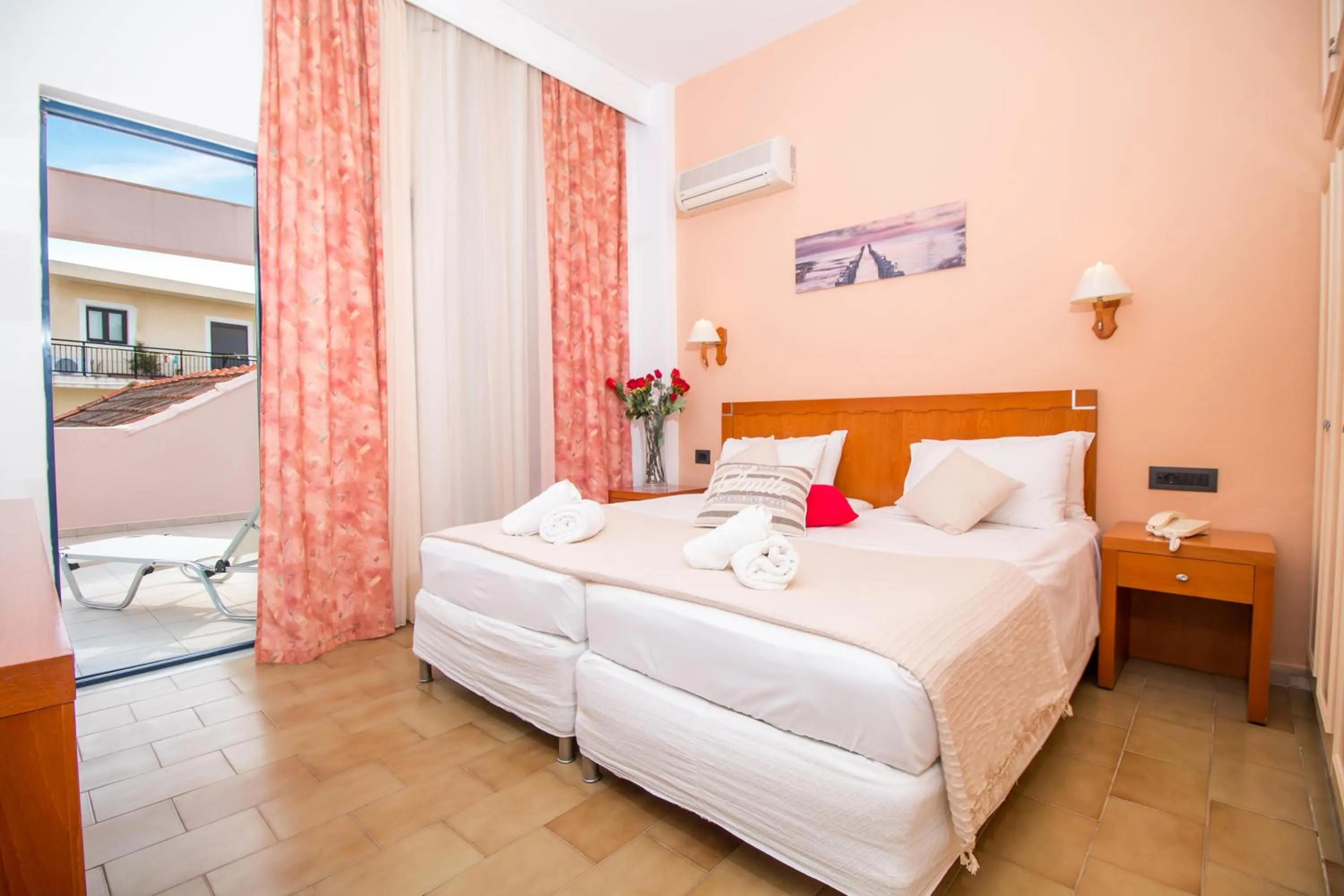 Bedroom, Bed in Kahlua Hotel Apartments