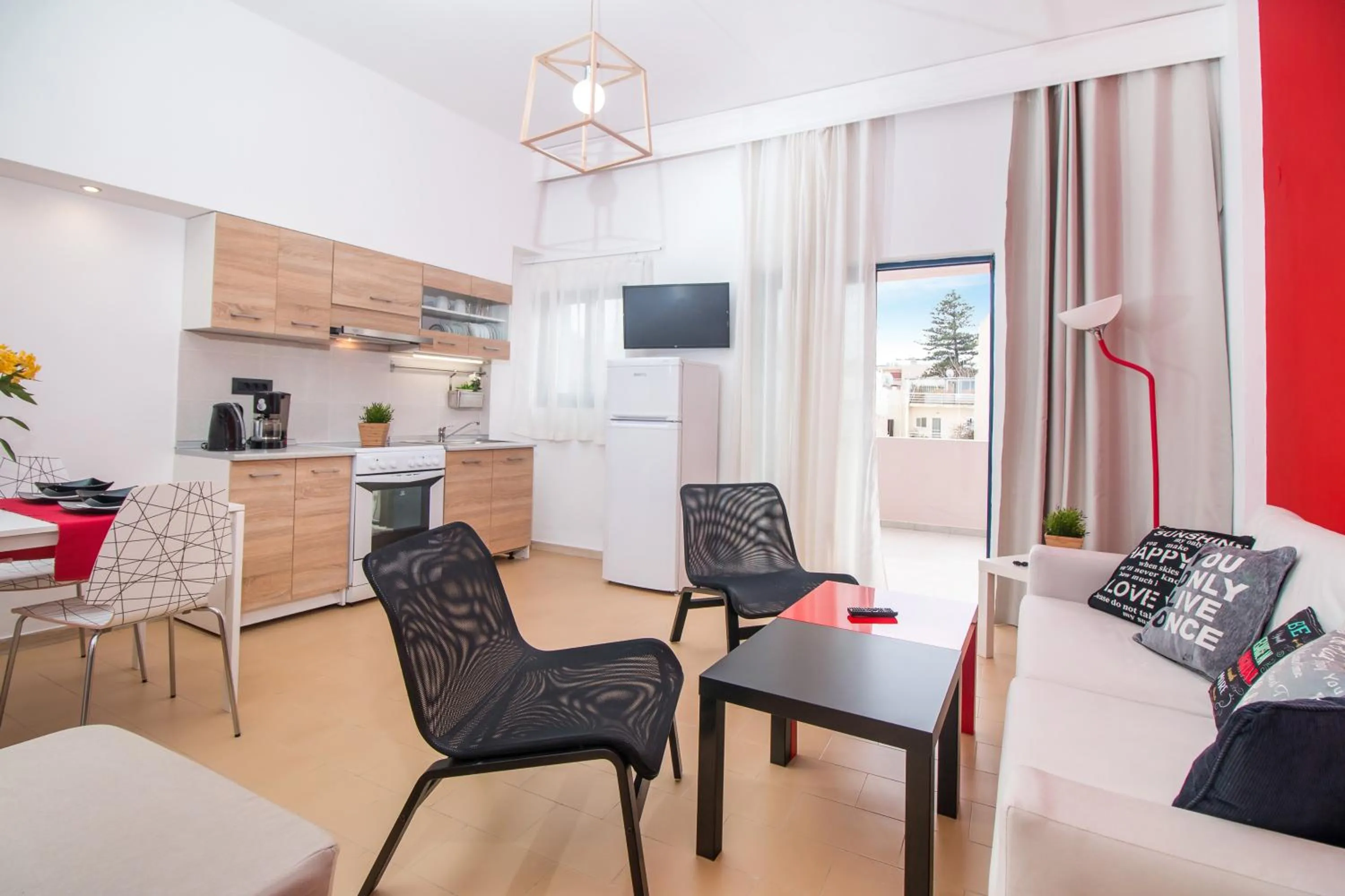 TV and multimedia in Kahlua Hotel Apartments