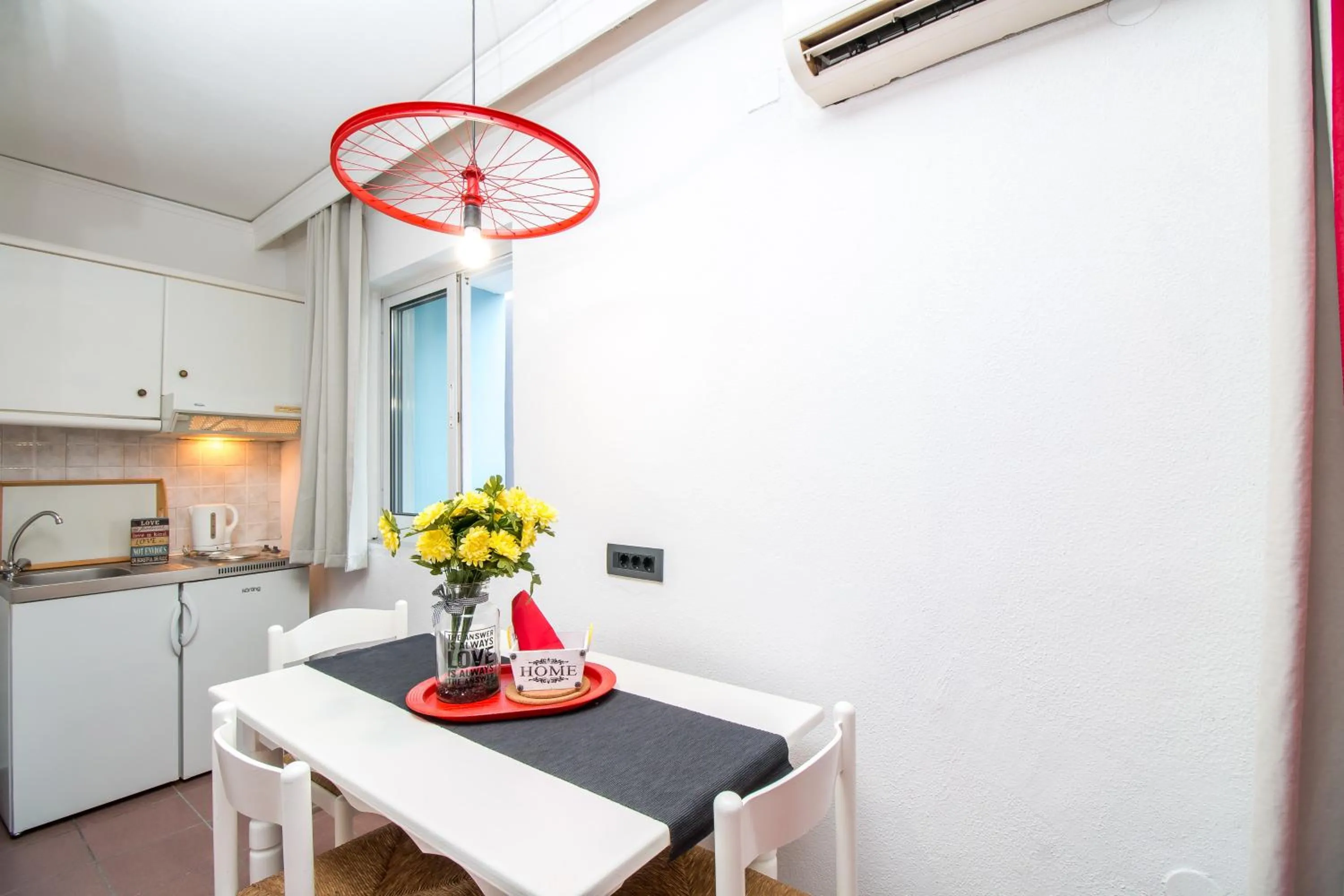 Kitchen or kitchenette in Kahlua Hotel Apartments