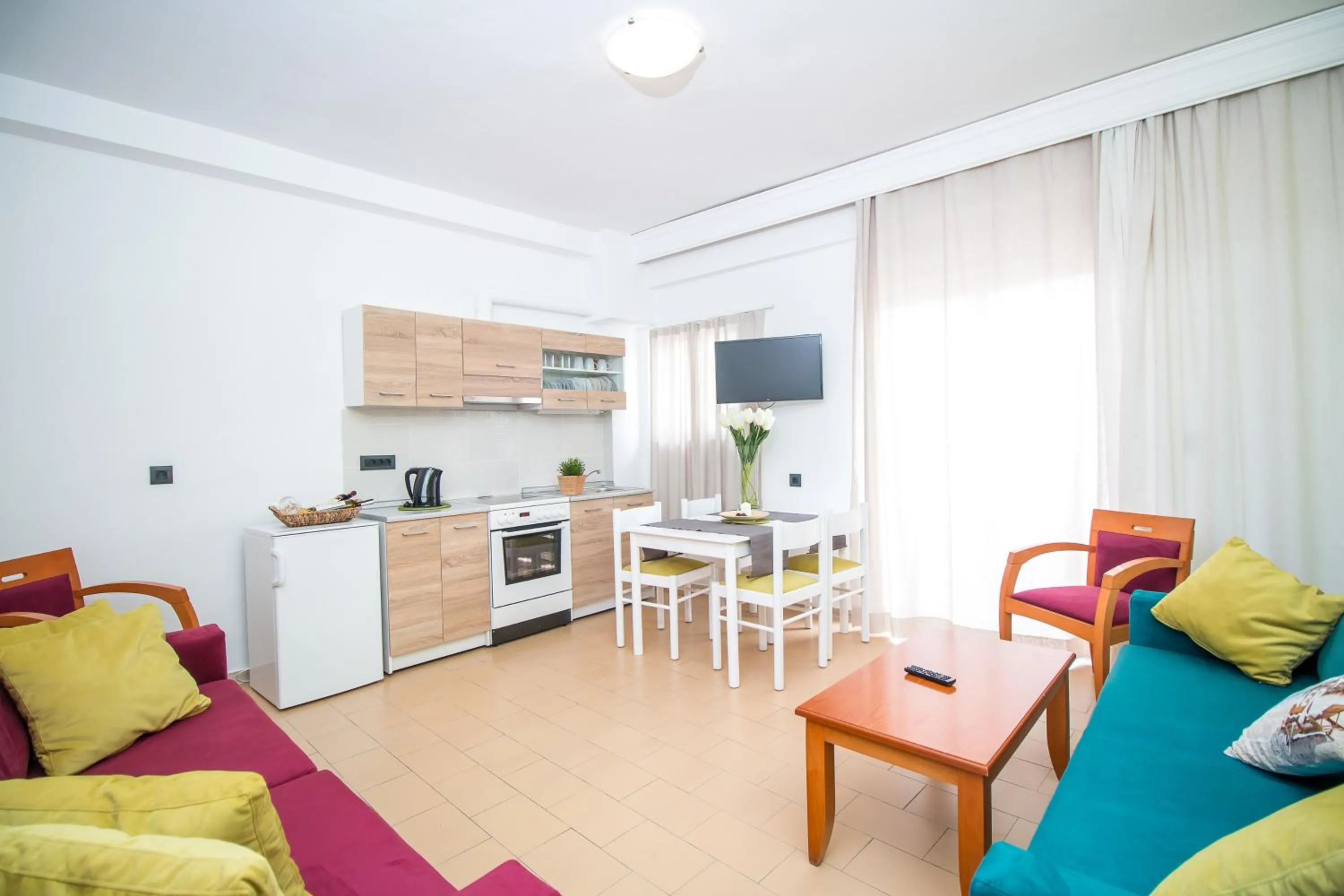 TV and multimedia in Kahlua Hotel Apartments