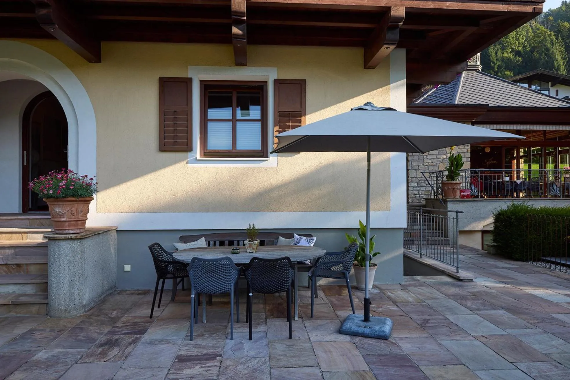 Seating area in Hotel Hubertus