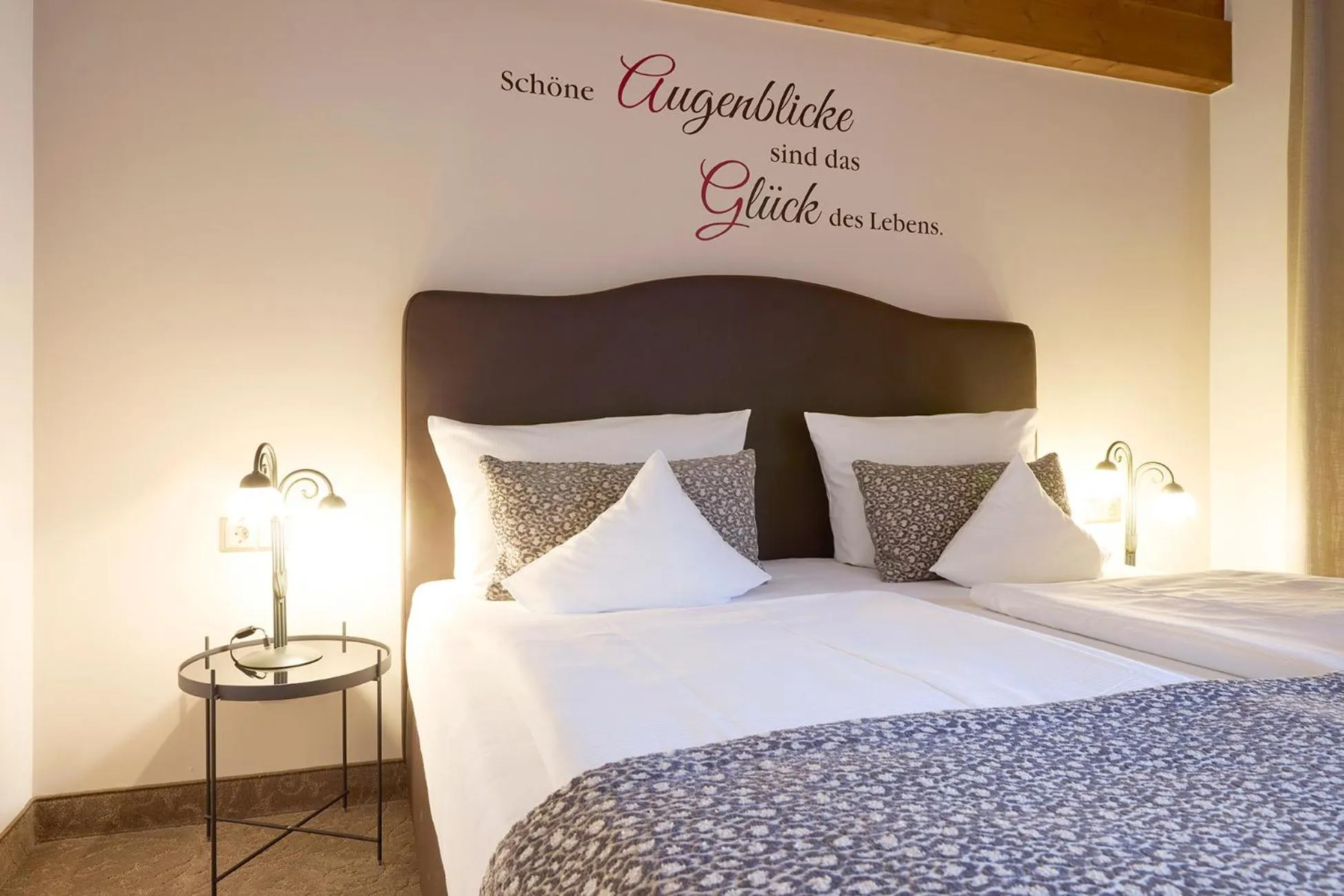 Bed in Hotel Hubertus