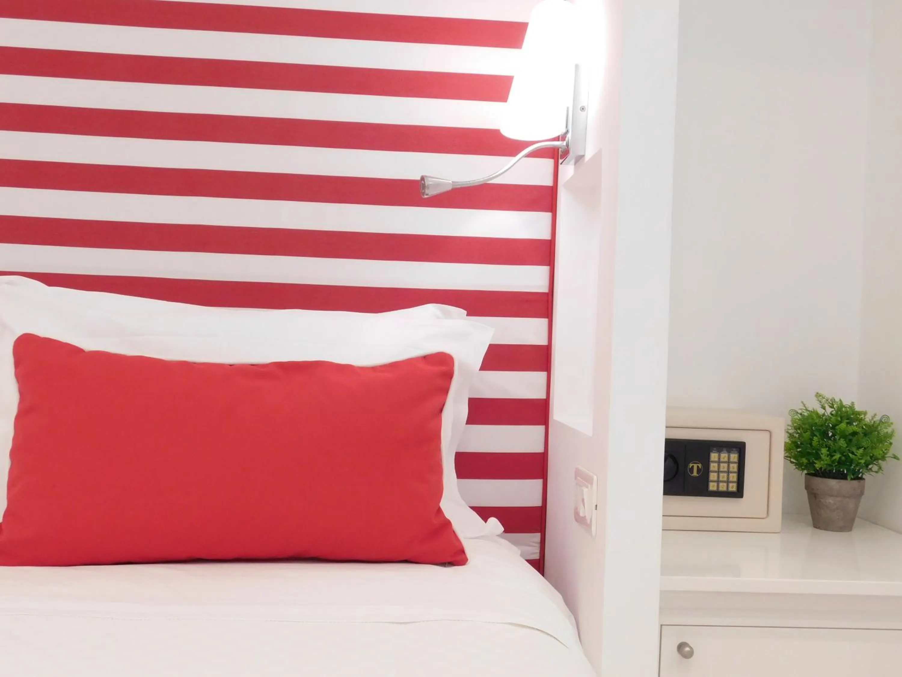 Bedroom, Bed in Duomo Guest House - Stay in Sorrento