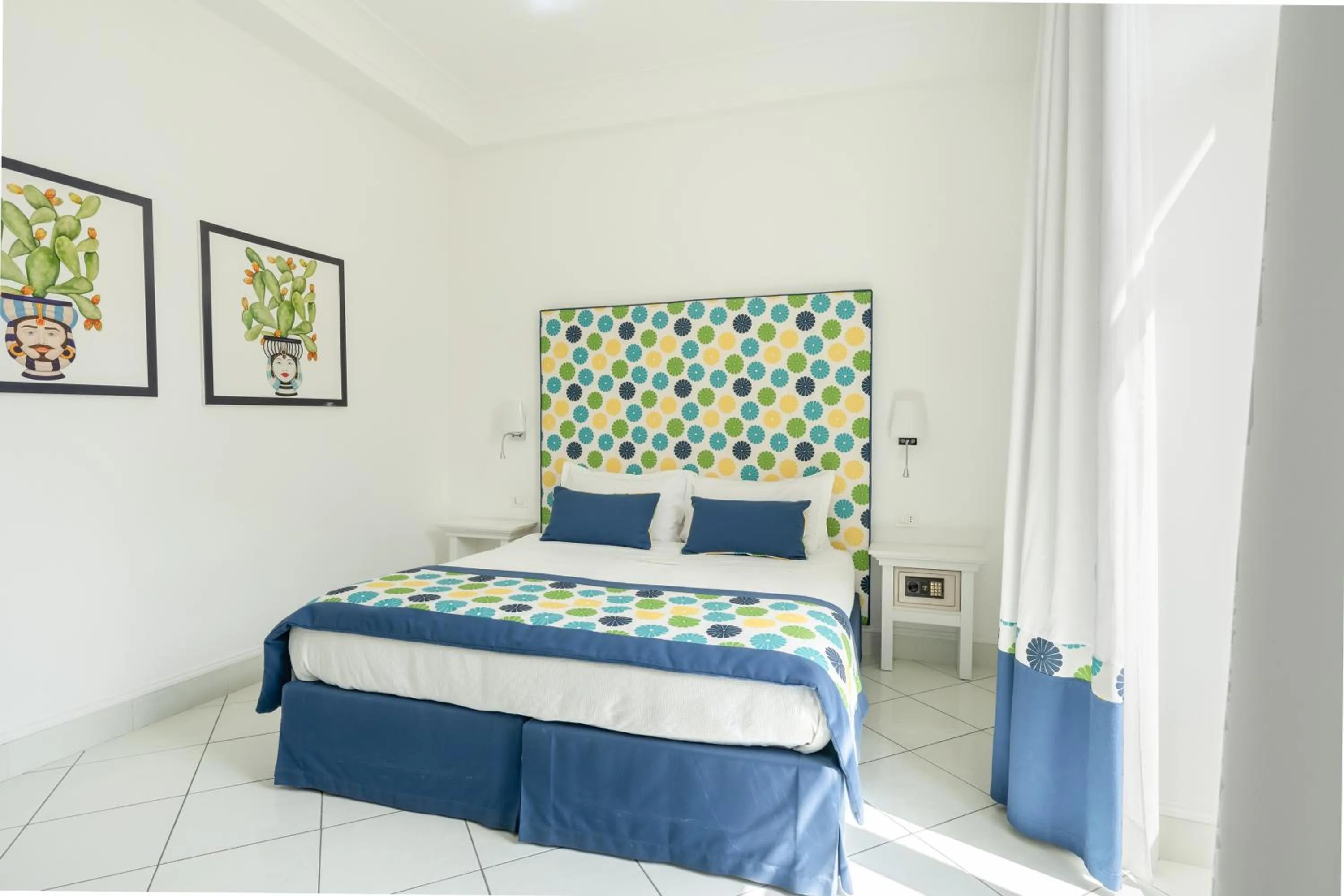 Bedroom, Bed in Duomo Guest House - Stay in Sorrento