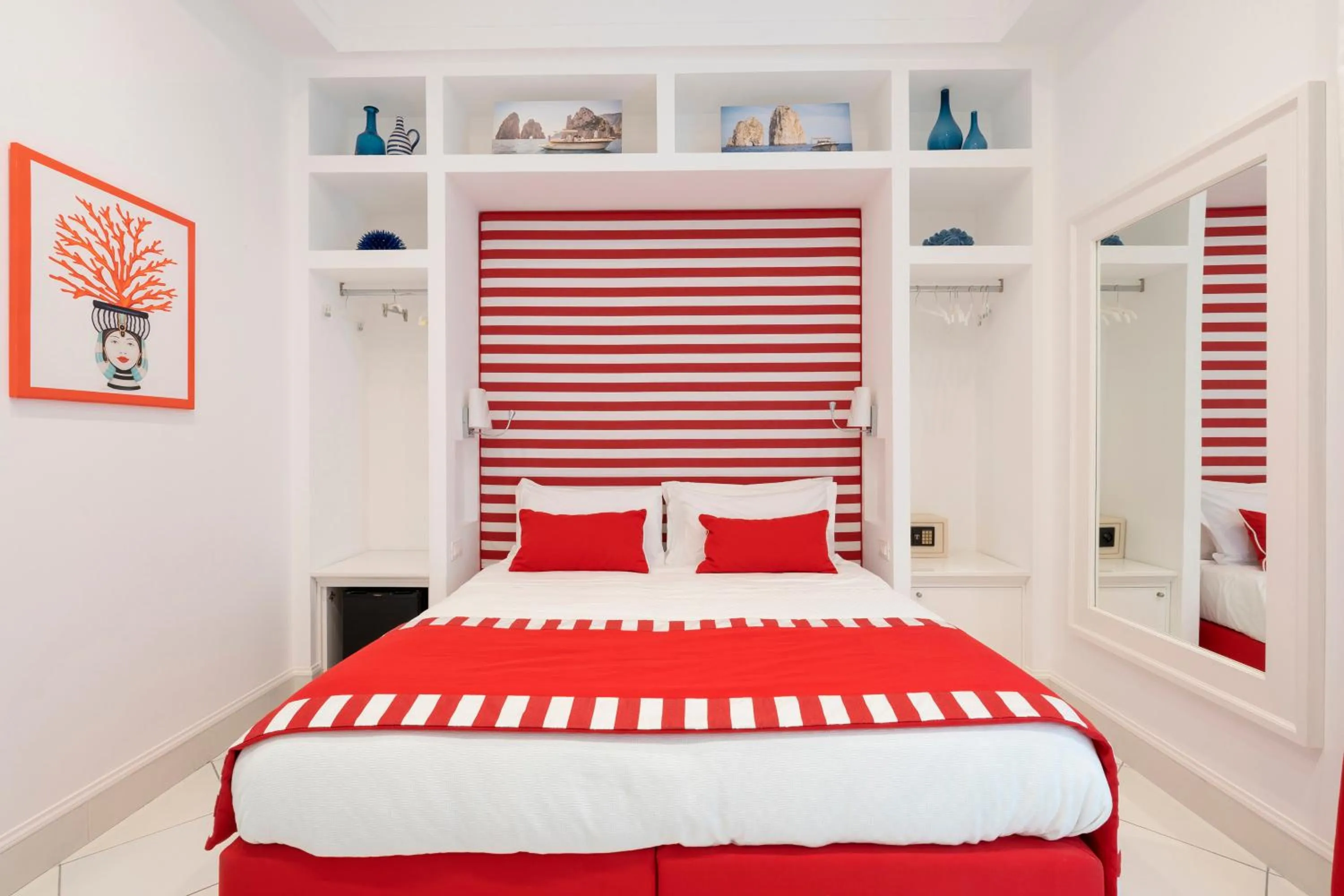 Bed in Duomo Guest House - Stay in Sorrento