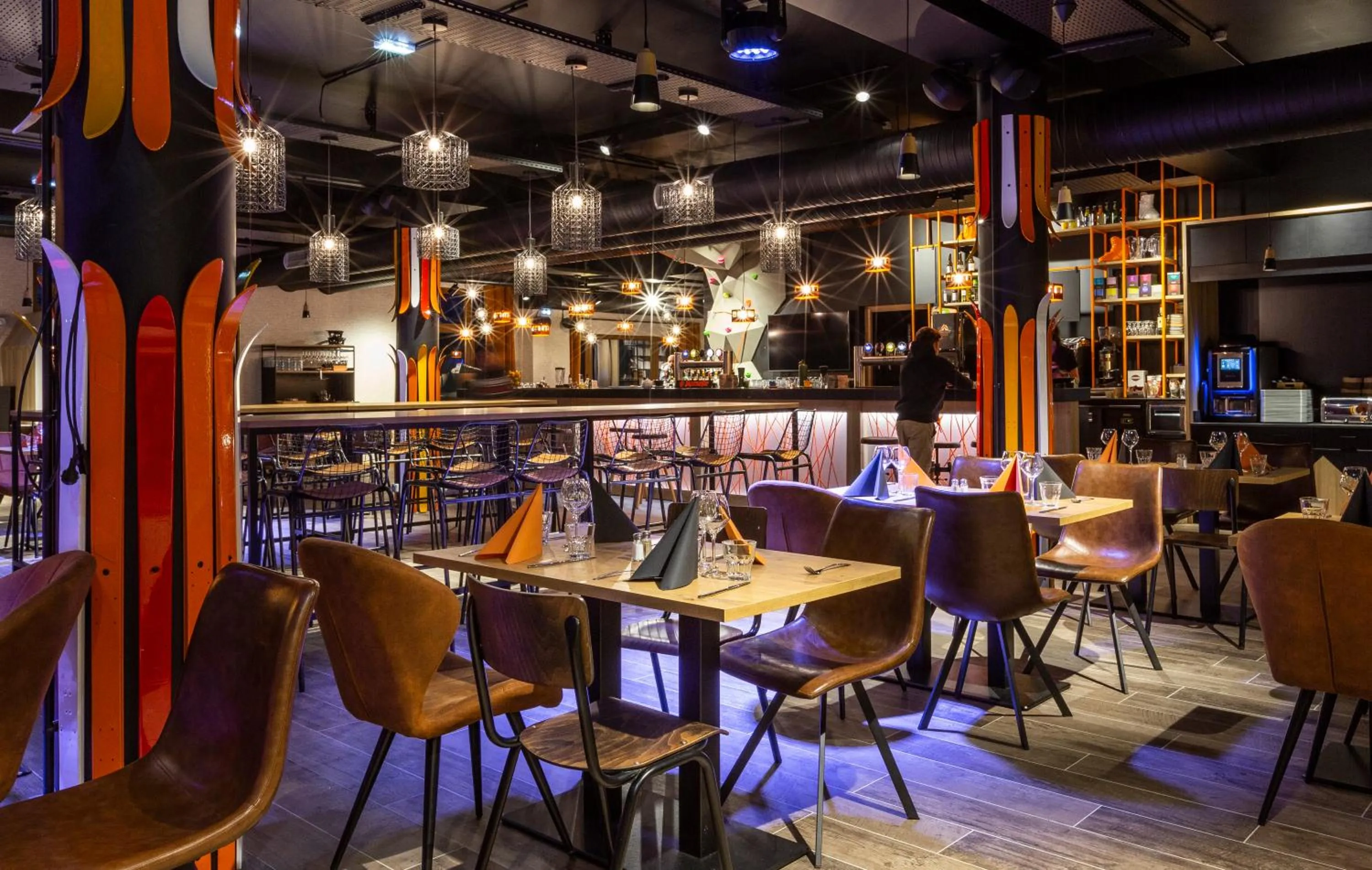 Restaurant/places to eat in Hotel Base Camp Lodge - Bourg Saint Maurice