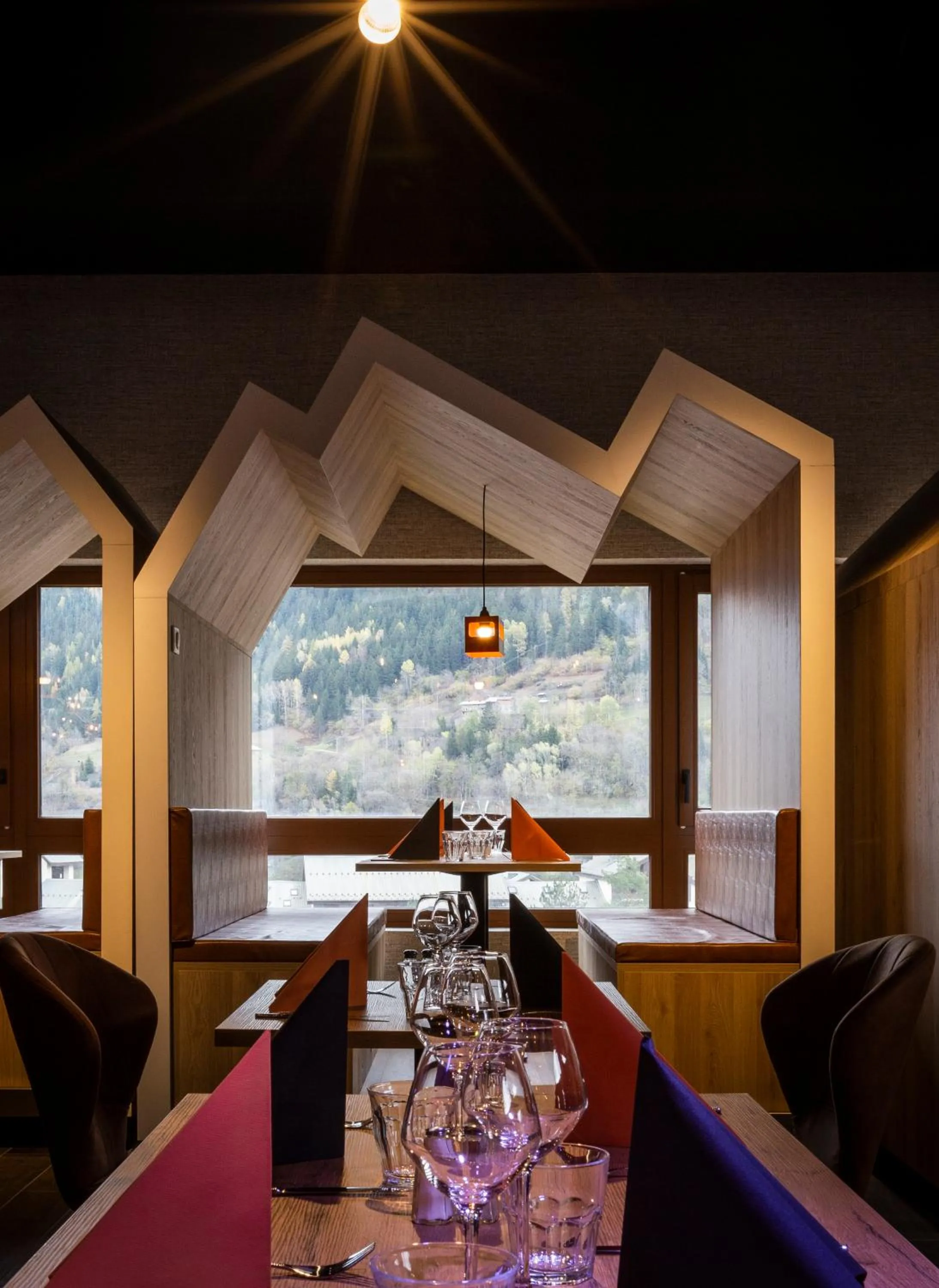 Restaurant/places to eat in Hotel Base Camp Lodge - Bourg Saint Maurice