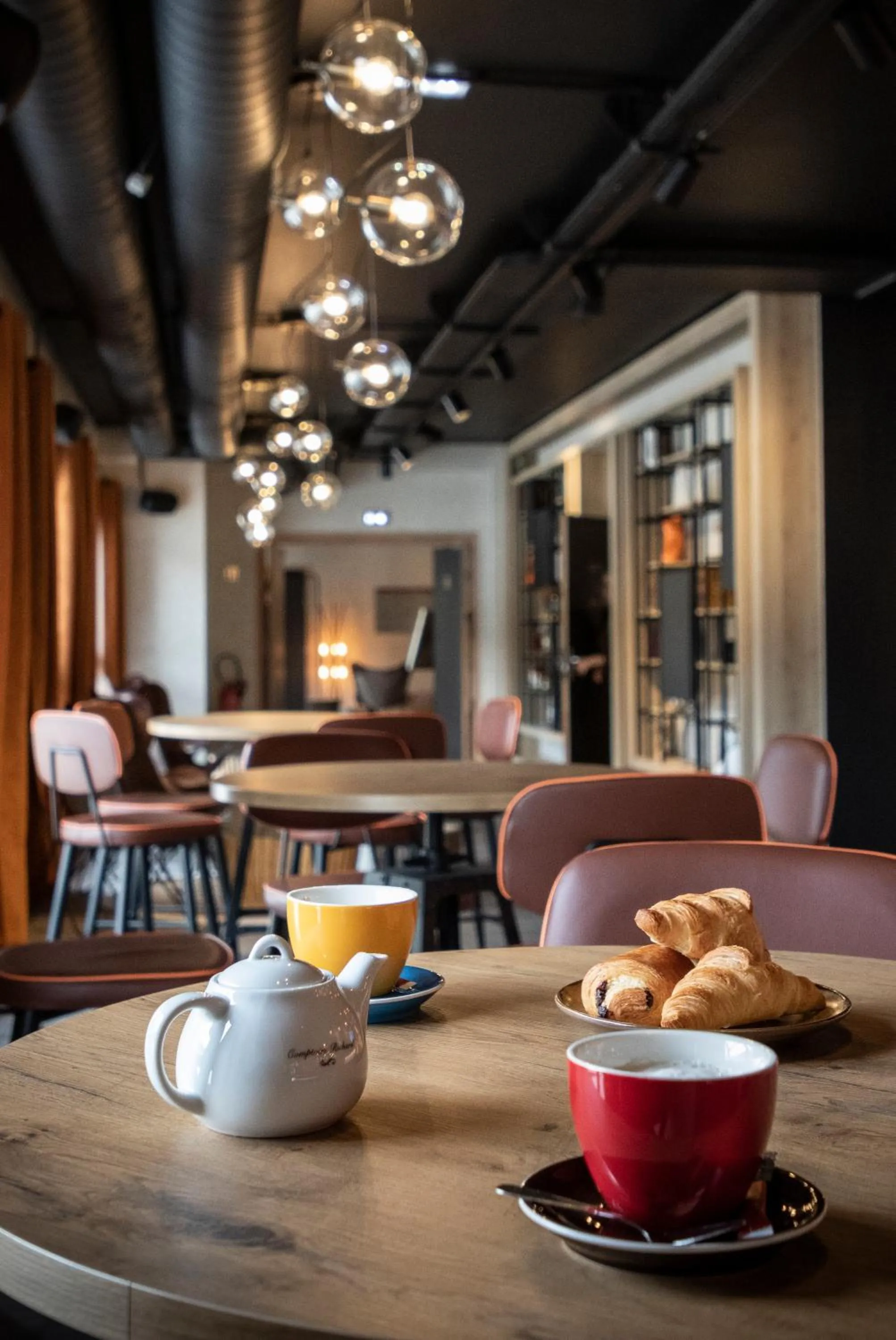 Breakfast in Hotel Base Camp Lodge - Bourg Saint Maurice
