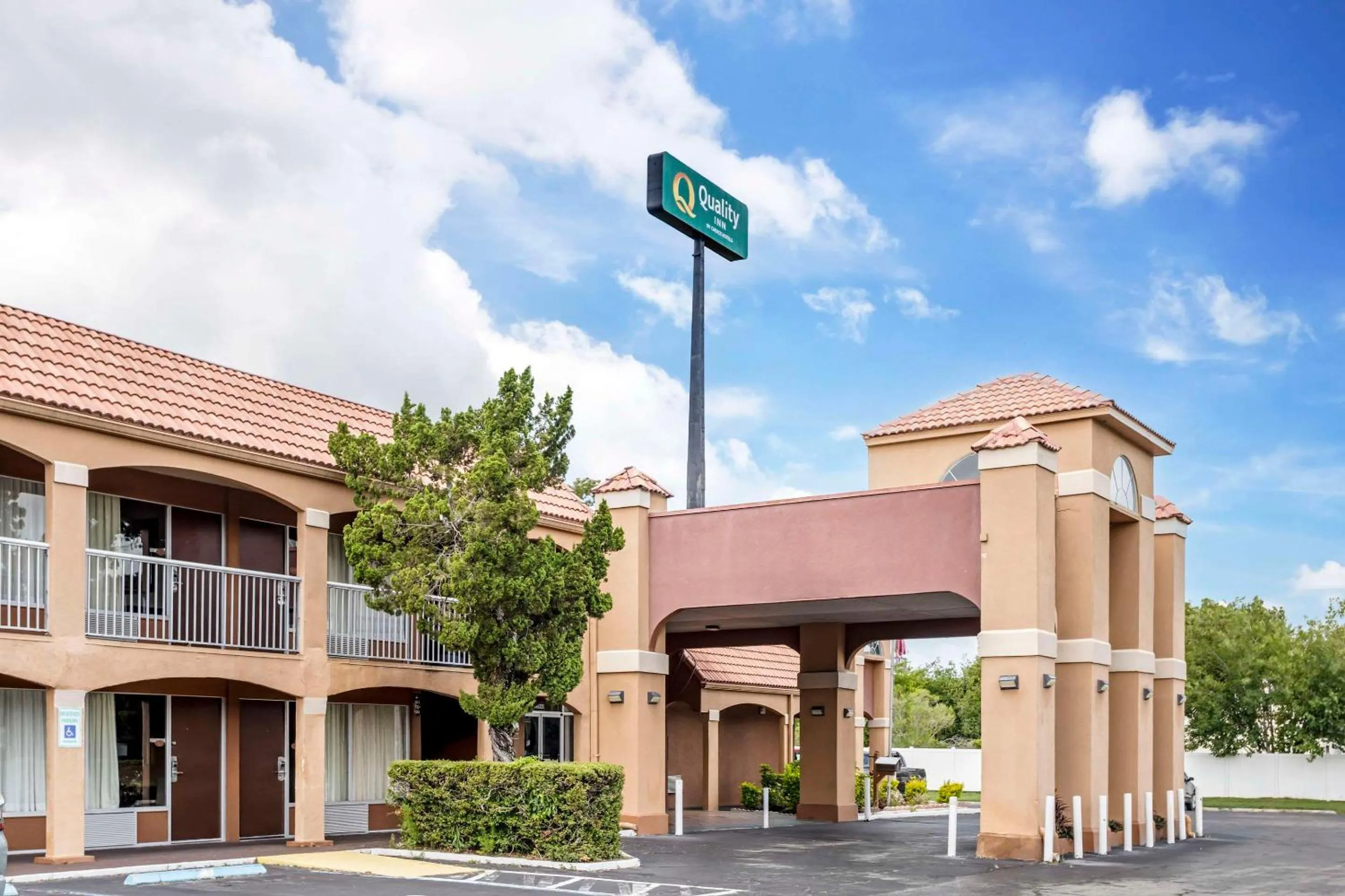Property building in Quality Inn Alachua - Gainesville Area