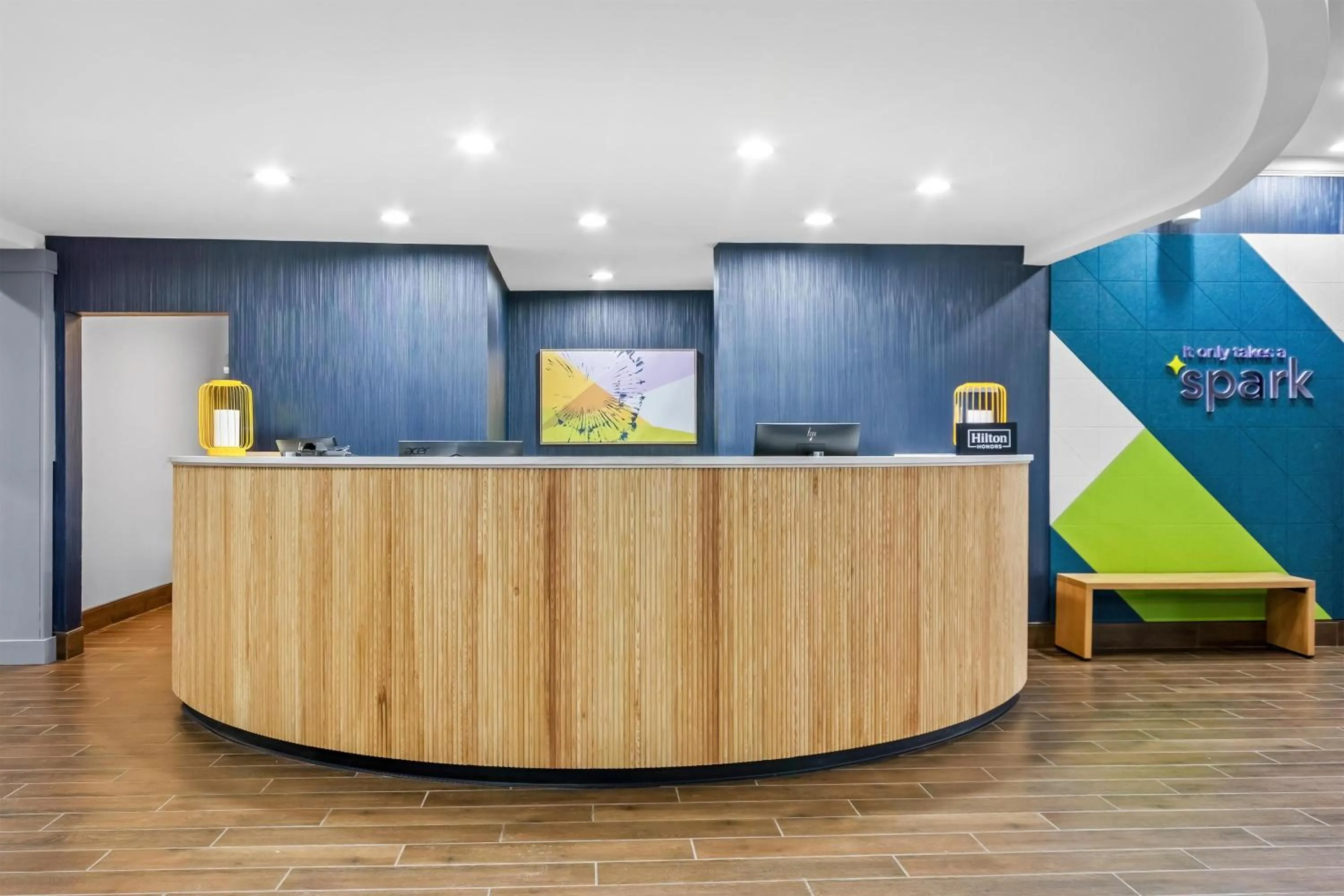 Lobby or reception in Spark by Hilton Cincinnati Fairfield