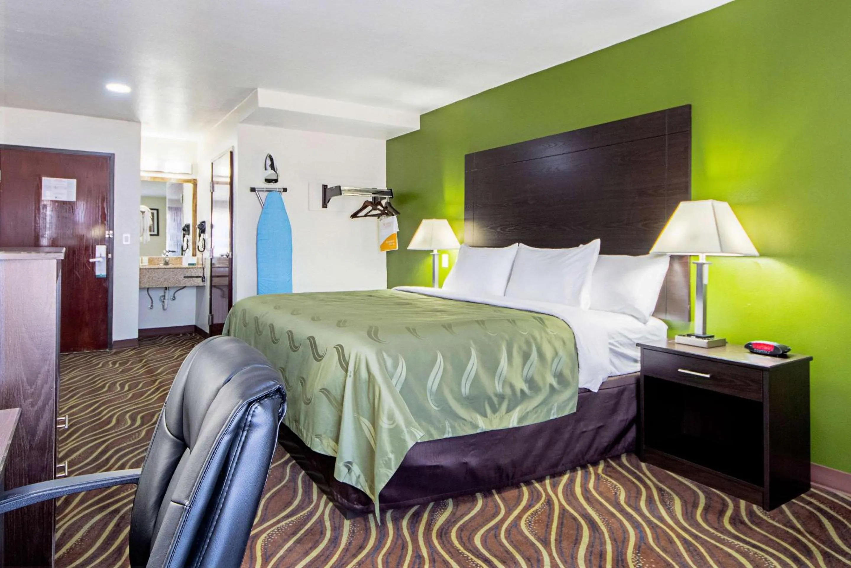 Photo of the whole room in Quality Inn Greenville I-30