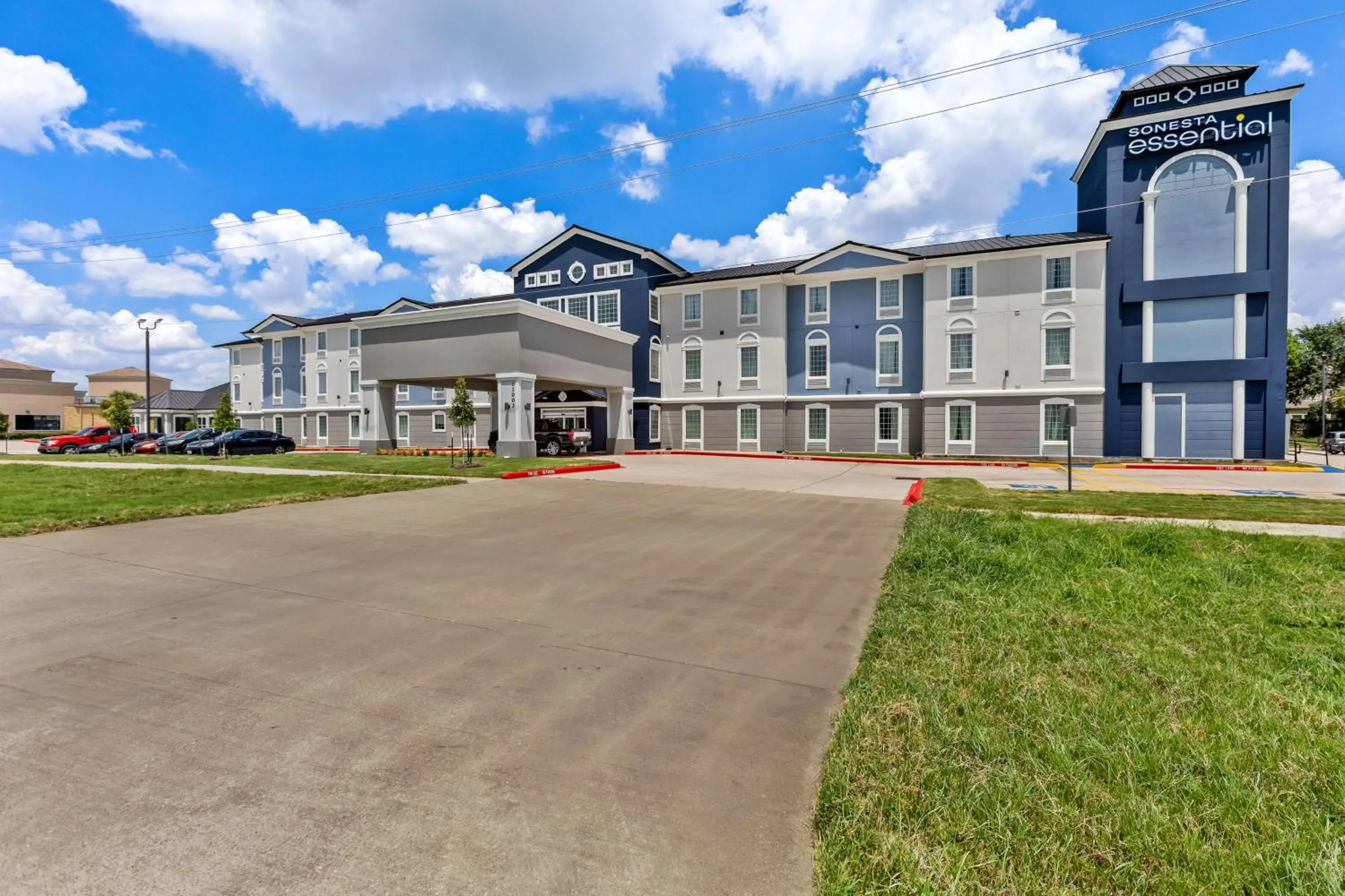 Sonesta Essential La Porte