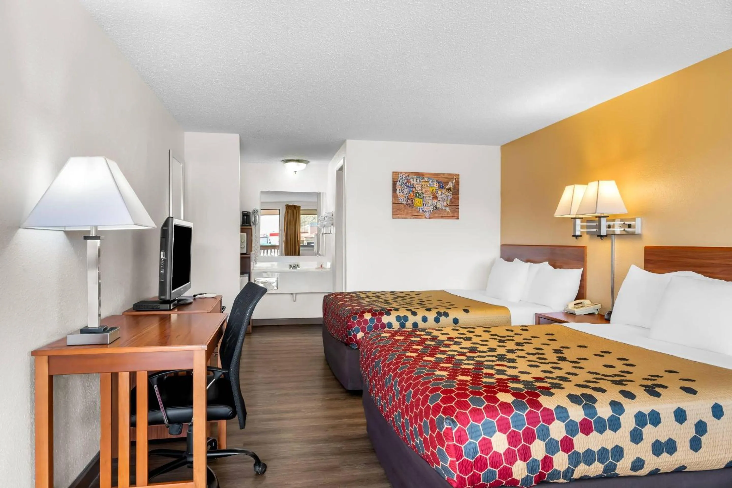 Bedroom, Bed in Econo Lodge Miles City I-94