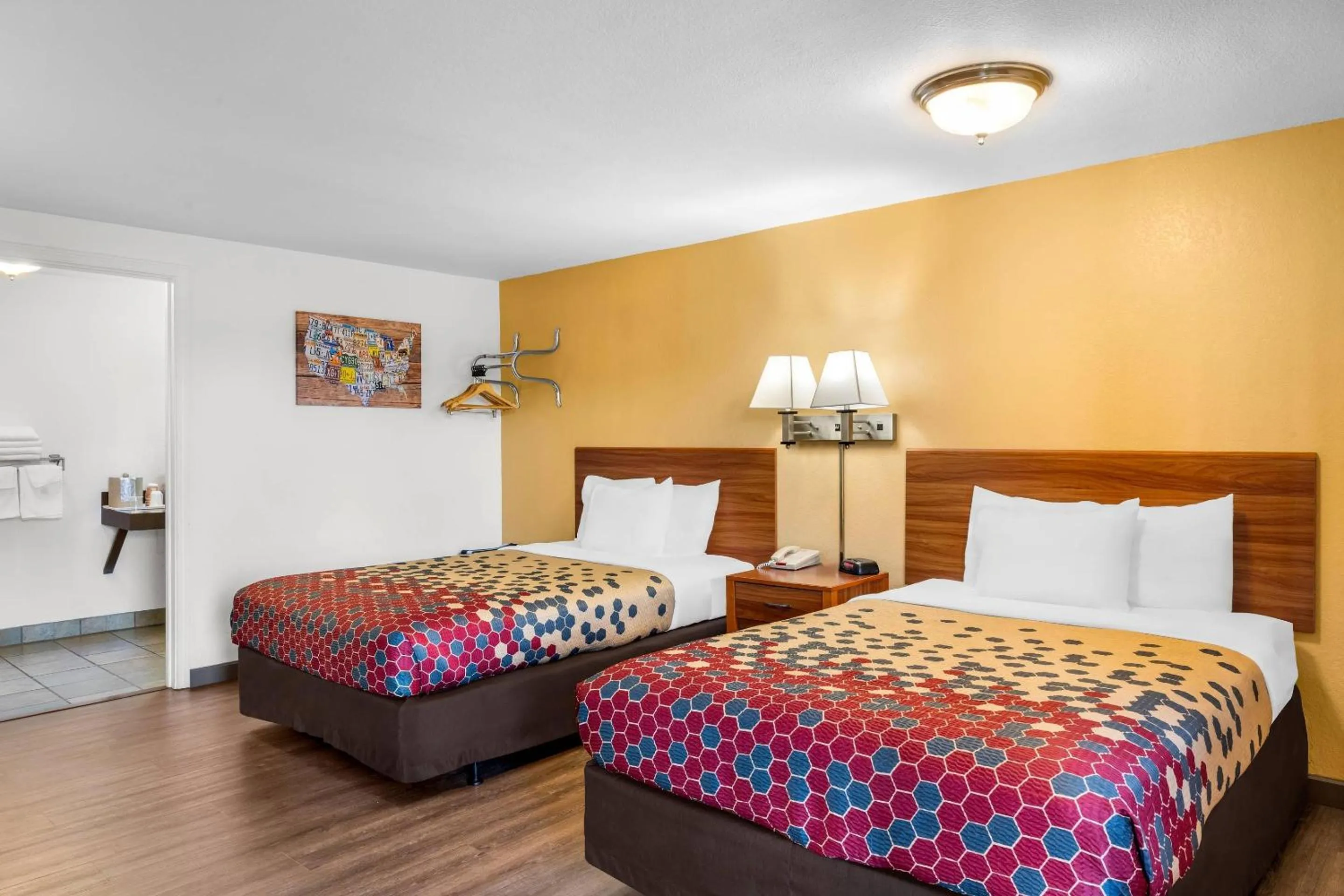 Bedroom, Bed in Econo Lodge Miles City I-94