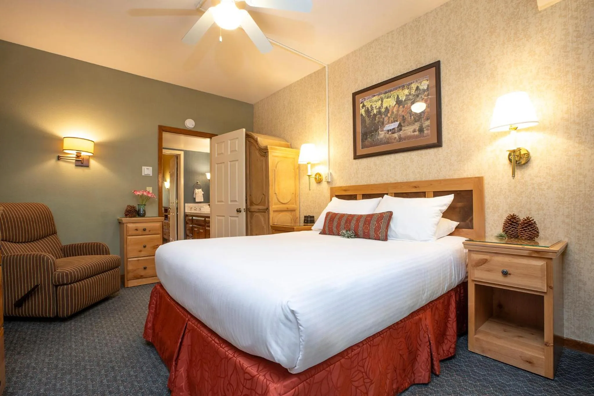 Bed in Olympic Village Inn Olympic Valley