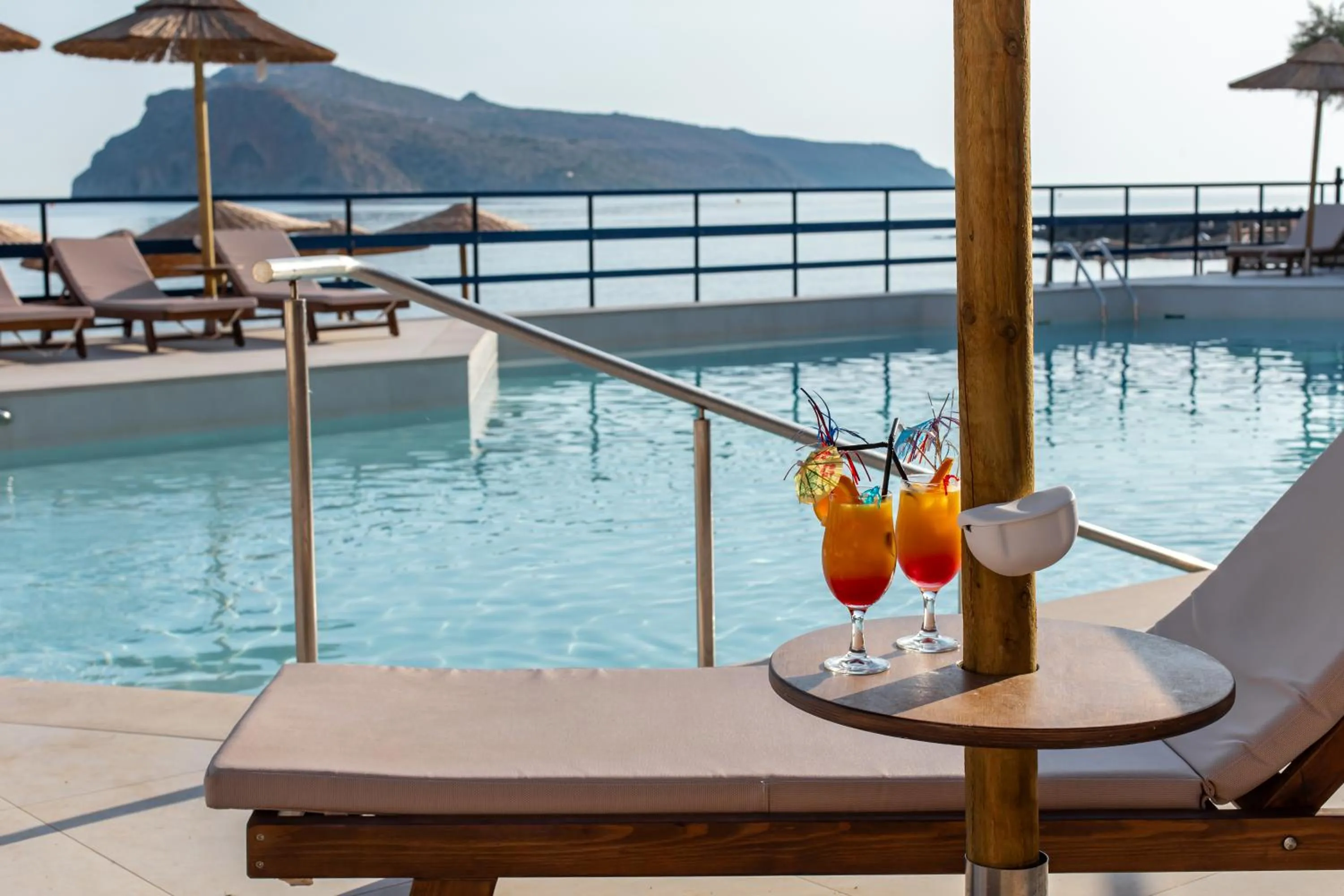 Hotel Haris on the beach