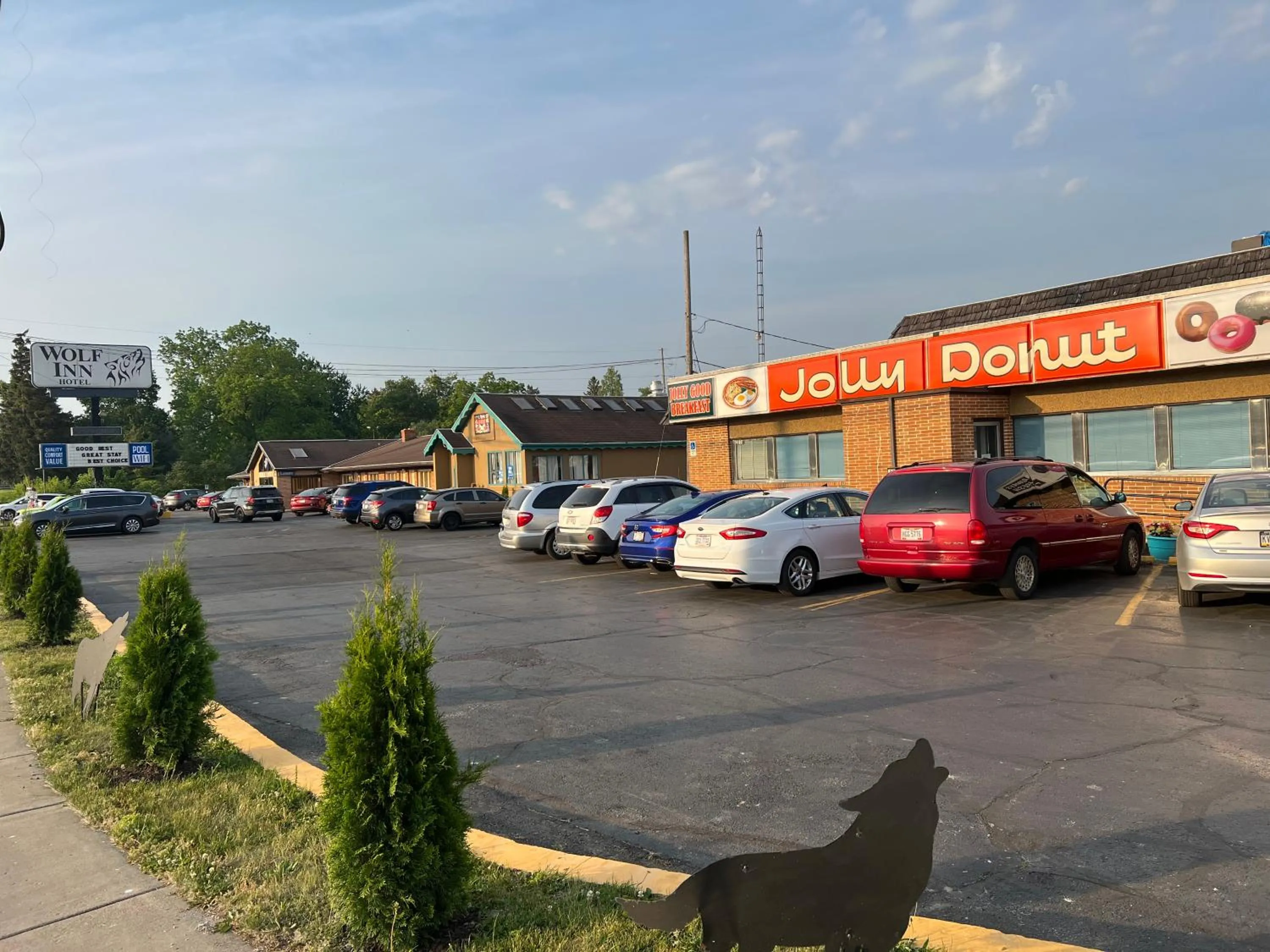 Property building in Wolf Inn Hotel