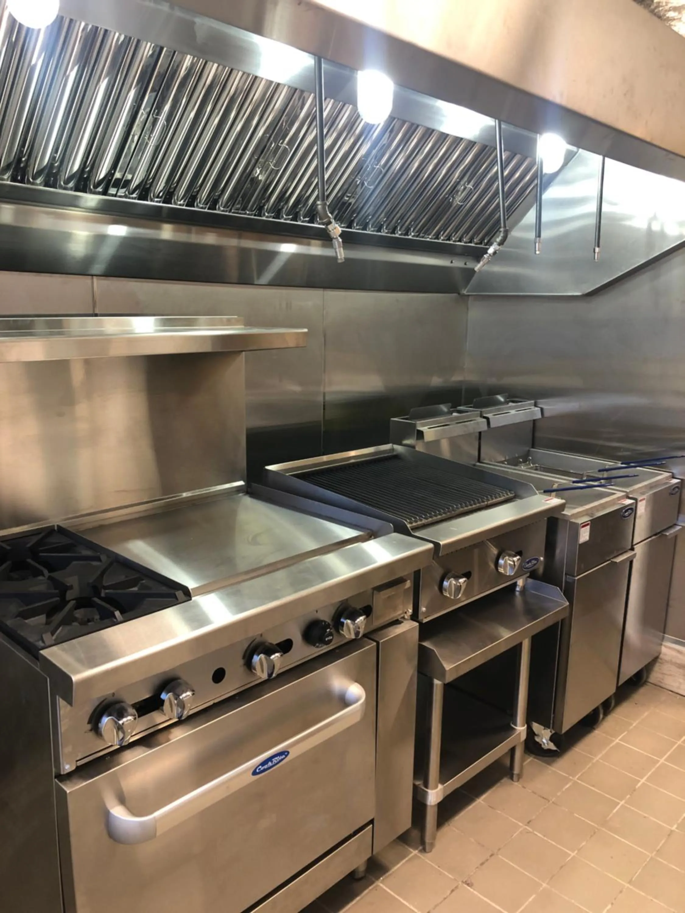 Kitchen or kitchenette in Wolf Inn Hotel