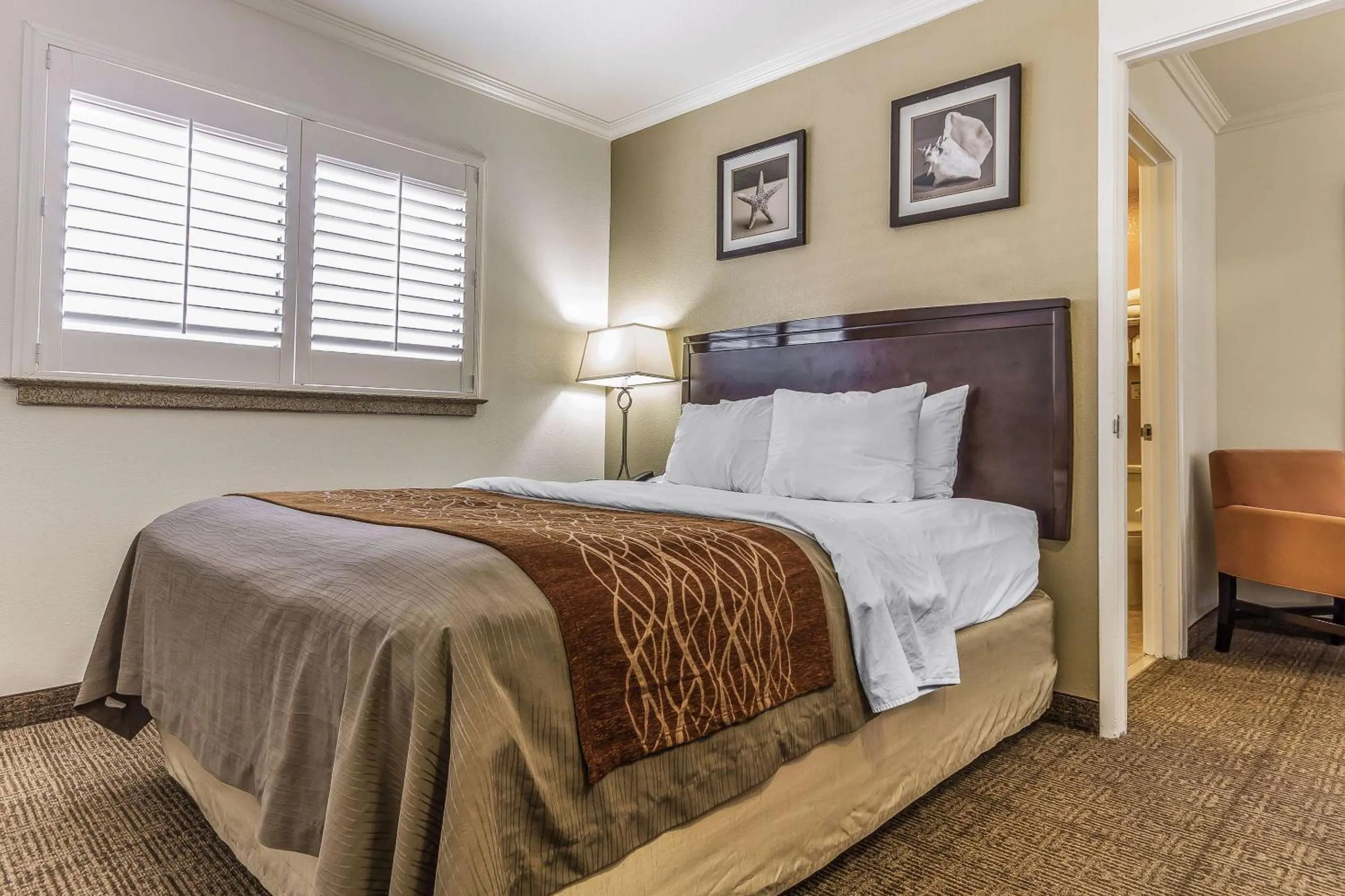 Bedroom, Bed in Comfort Inn