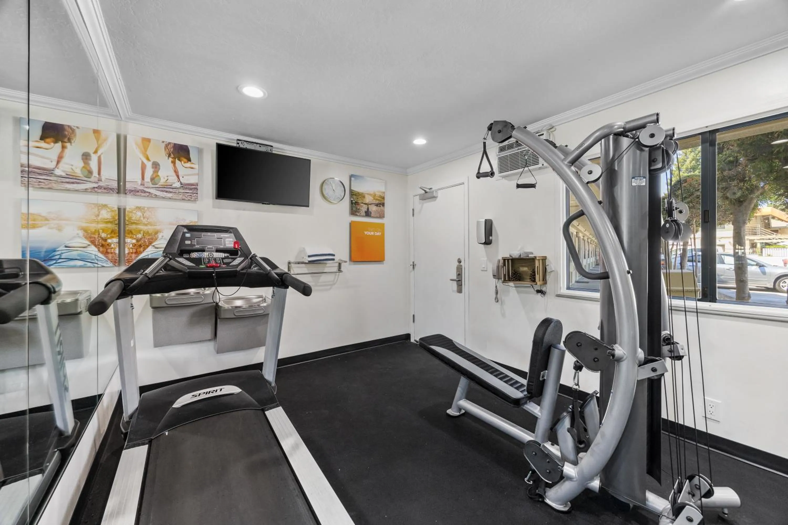 Fitness centre/facilities in Comfort Inn Santa Cruz North