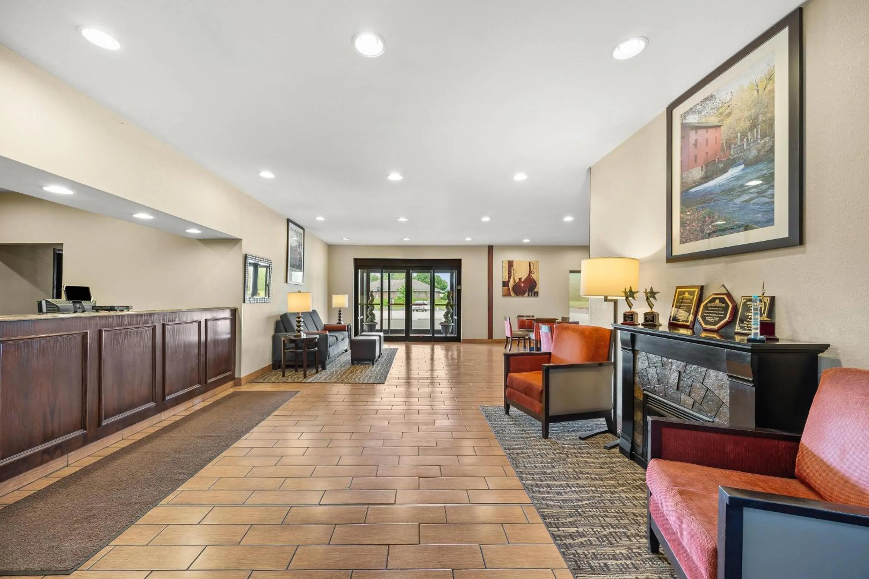 Lobby or reception in Comfort Inn Willow Springs US 60 and US 63