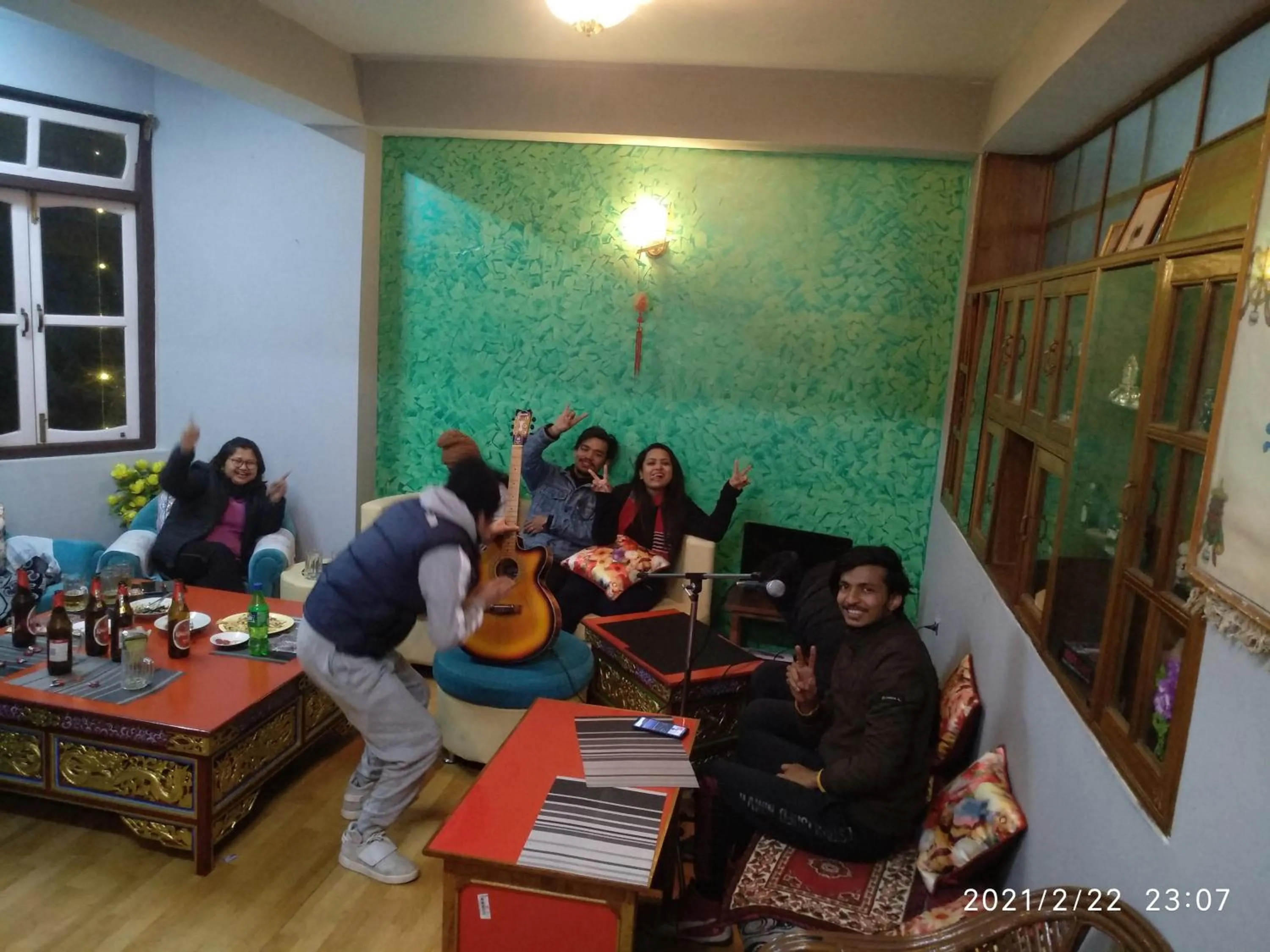 Restaurant/places to eat in Great Eastern Valley Residency