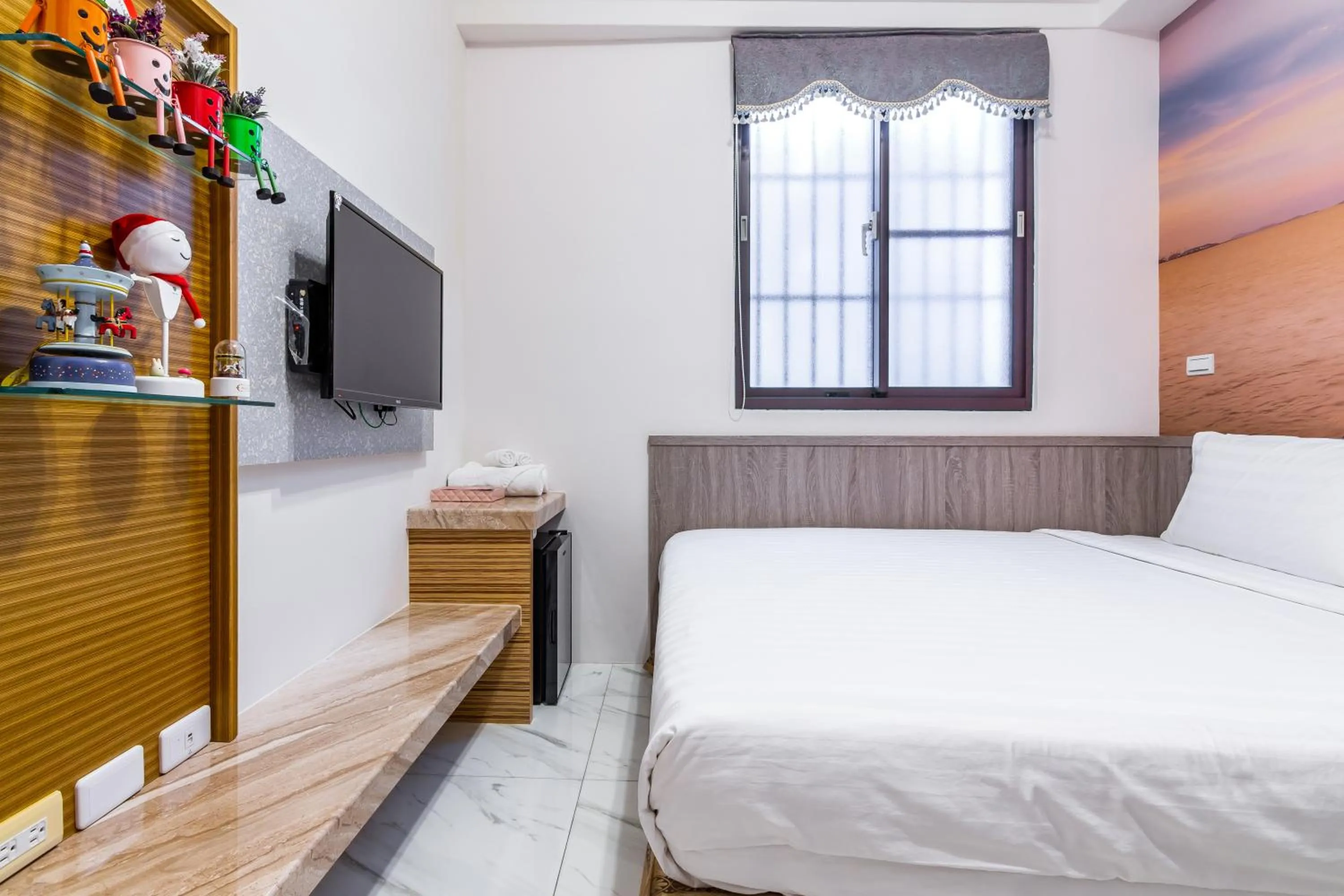 Decorative detail, Bed in Starry Home