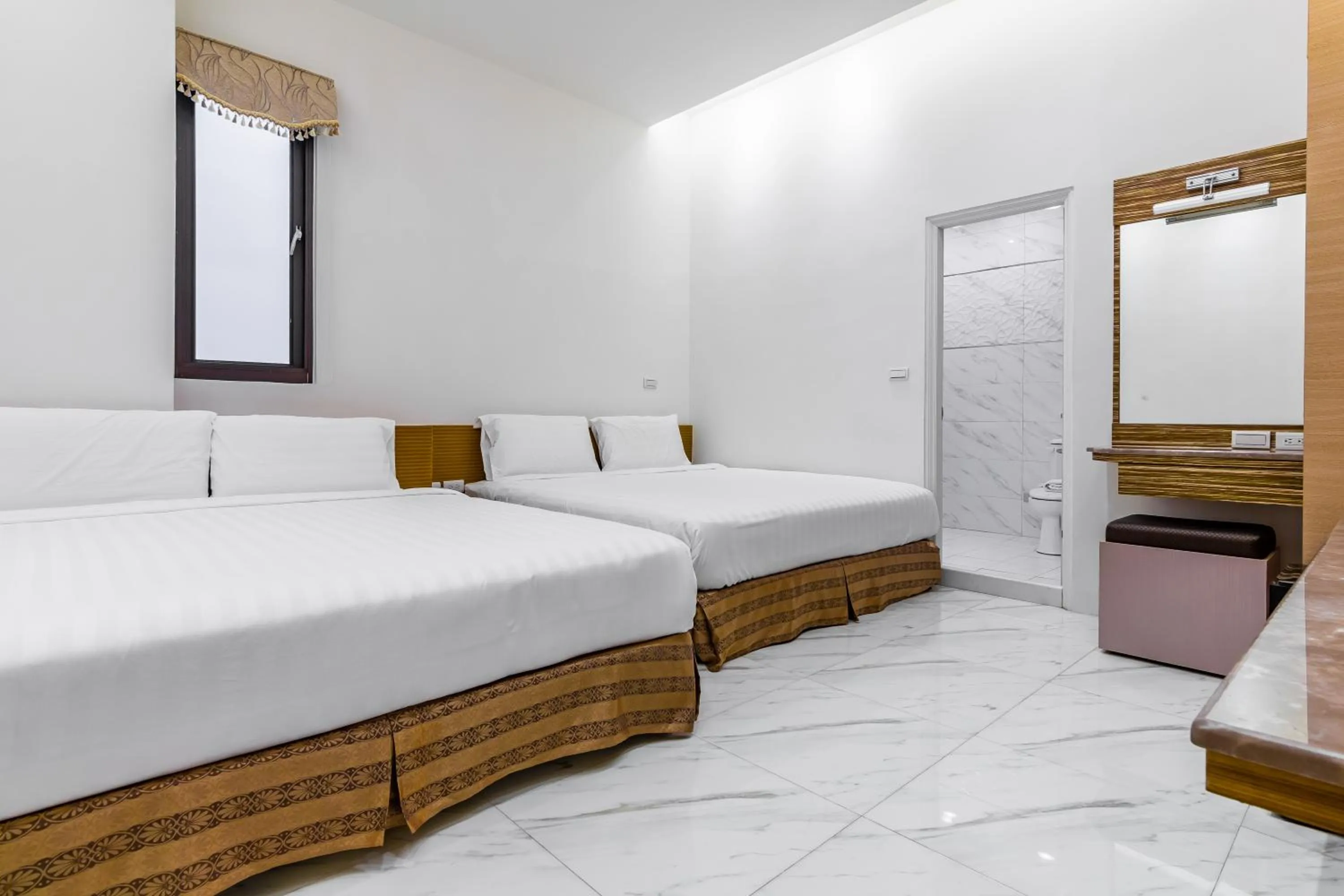 Decorative detail, Bed in Starry Home