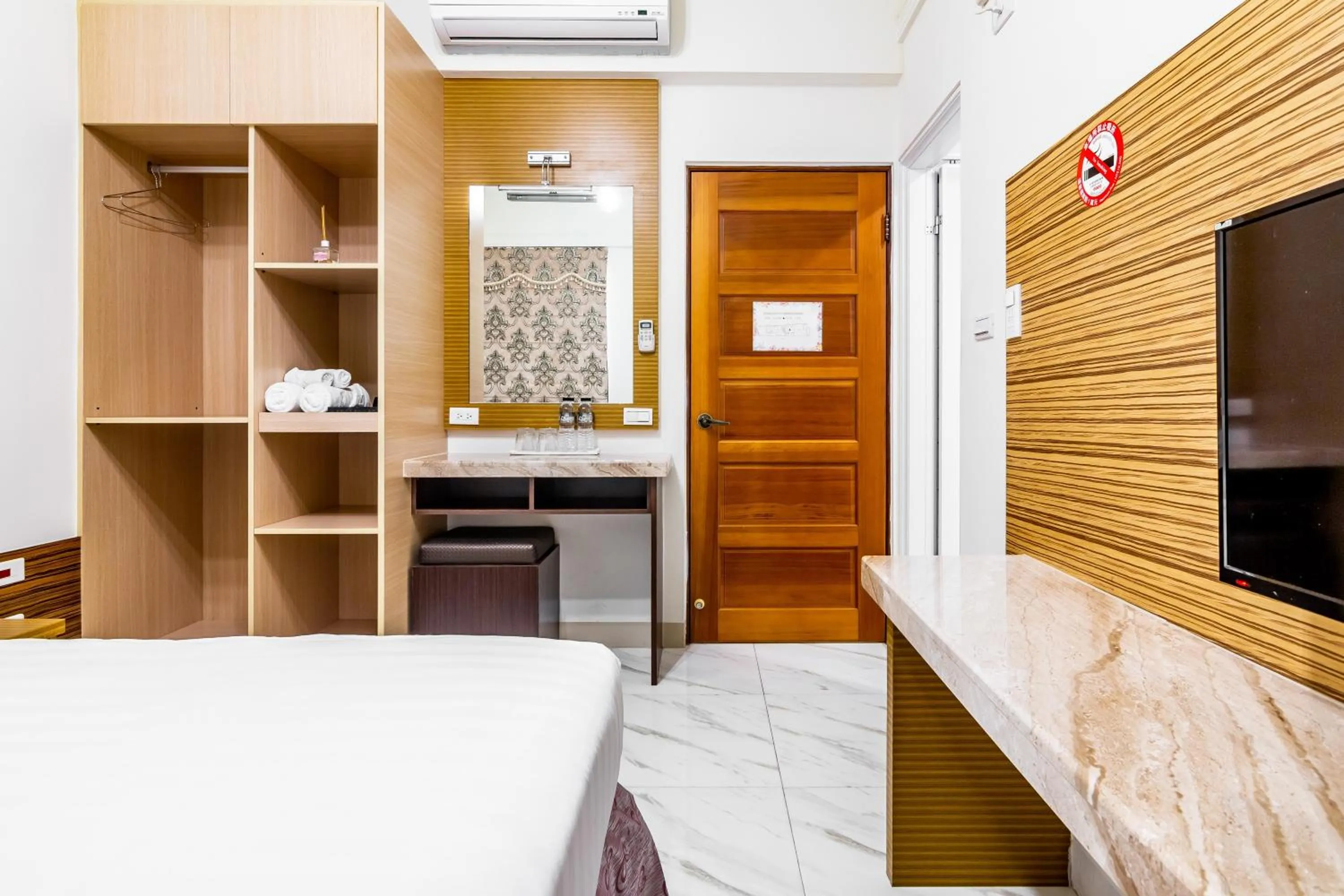 Decorative detail in Starry Home