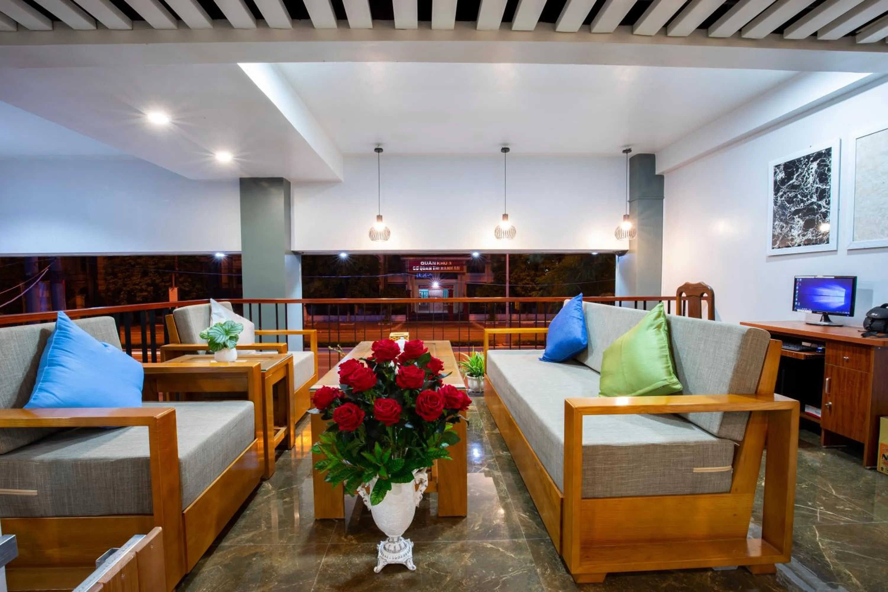 Living room in Cozi 9 Hotel