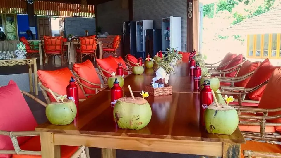 Restaurant/places to eat in Bastianos Bangka Dive Resort