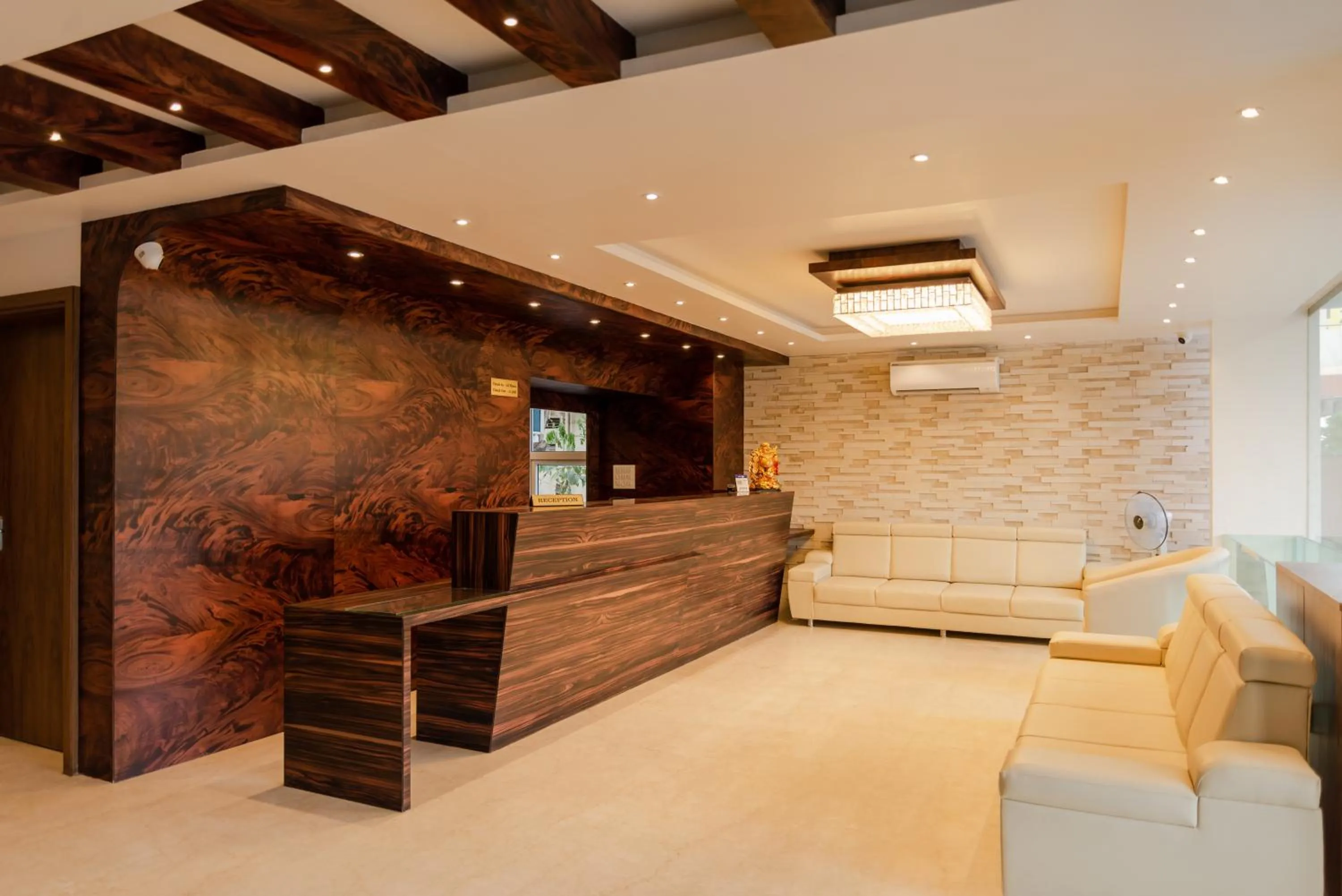 Lobby or reception in Heritage Inn