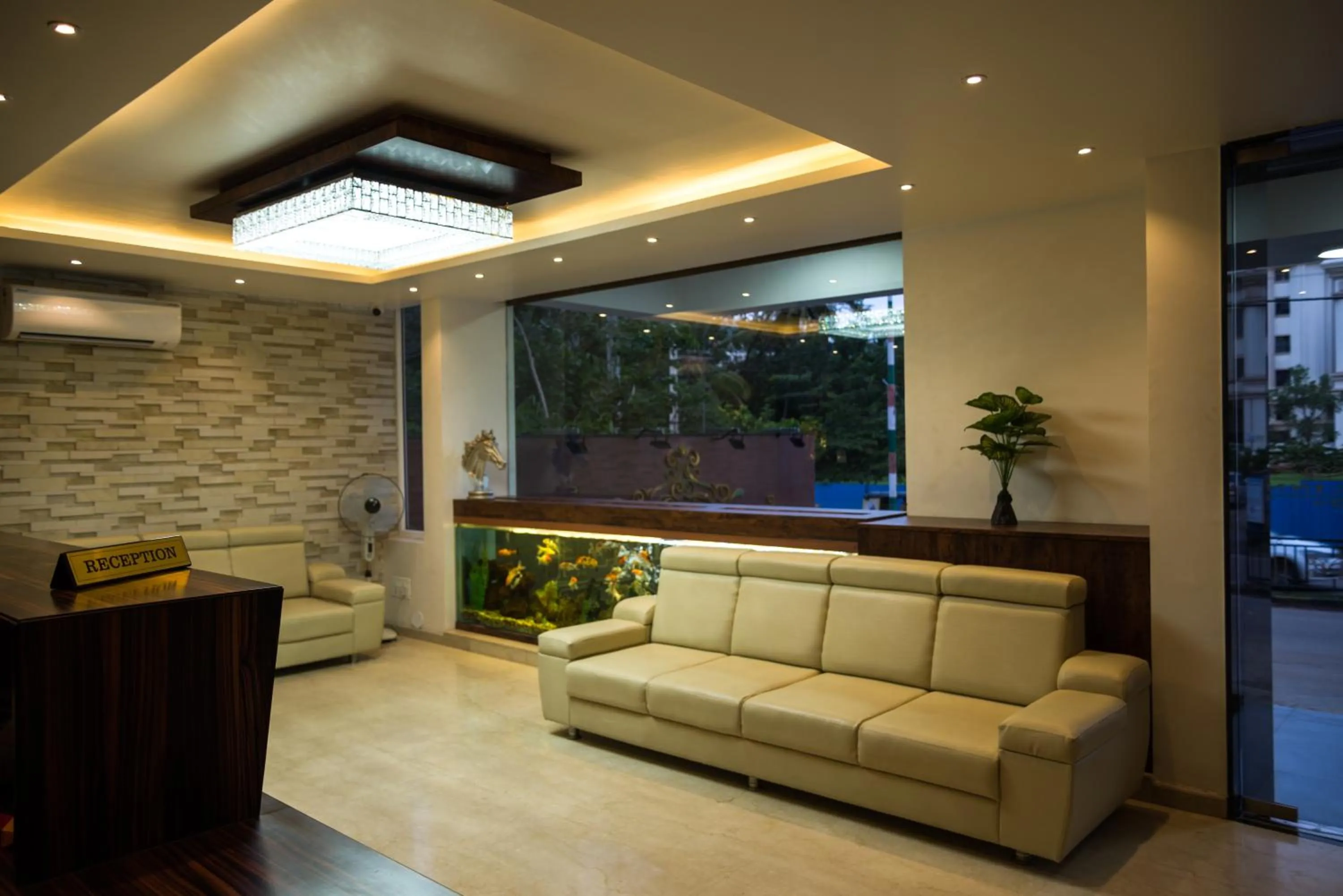 Living room in Heritage Inn