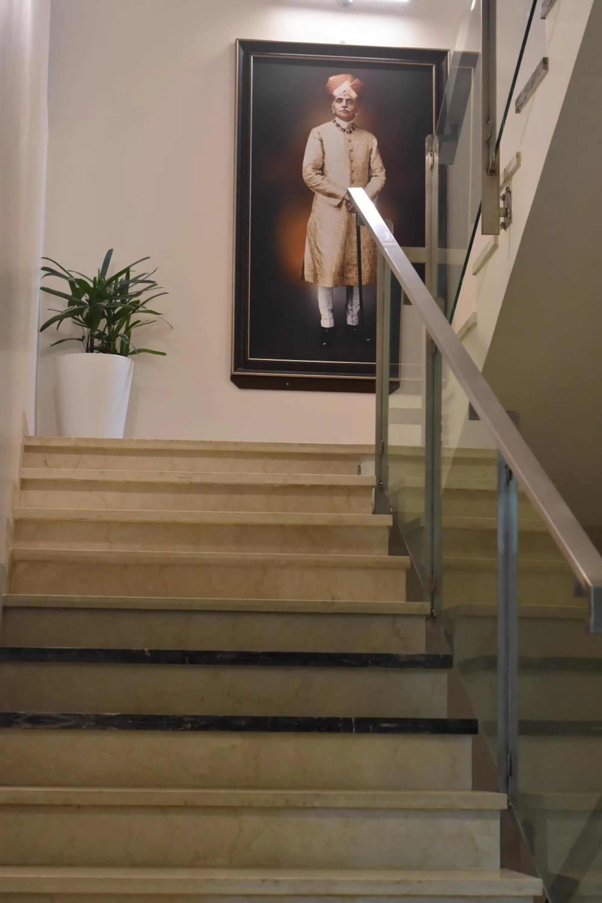 Decorative detail in Heritage Inn