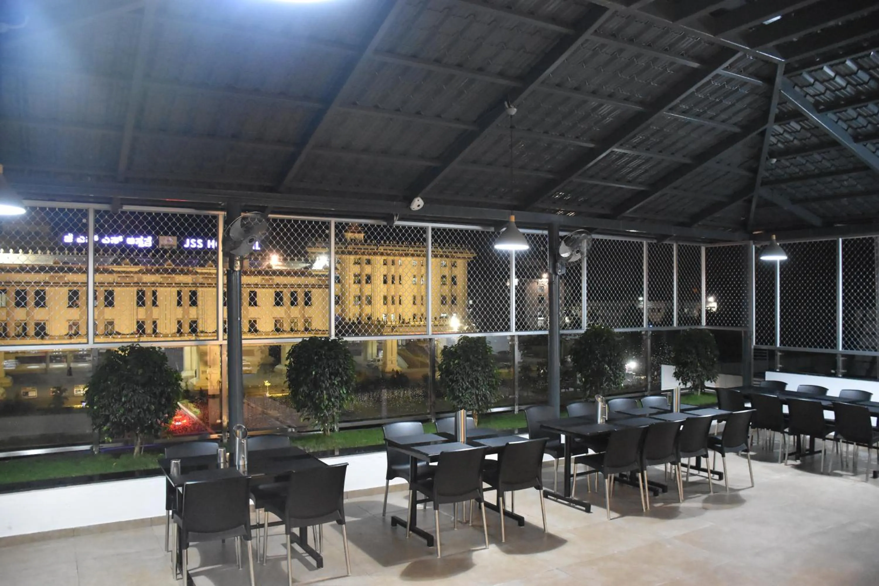 Breakfast in Heritage Inn