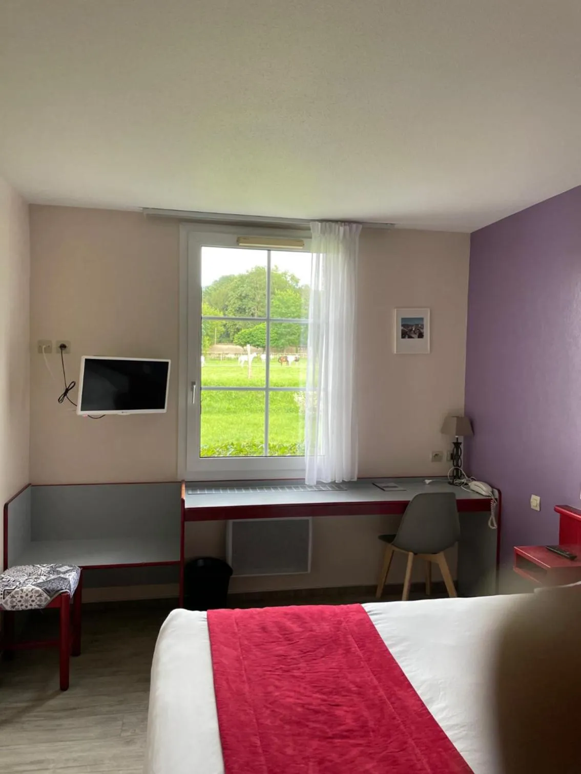 Bed in Hotel Saint Odilon