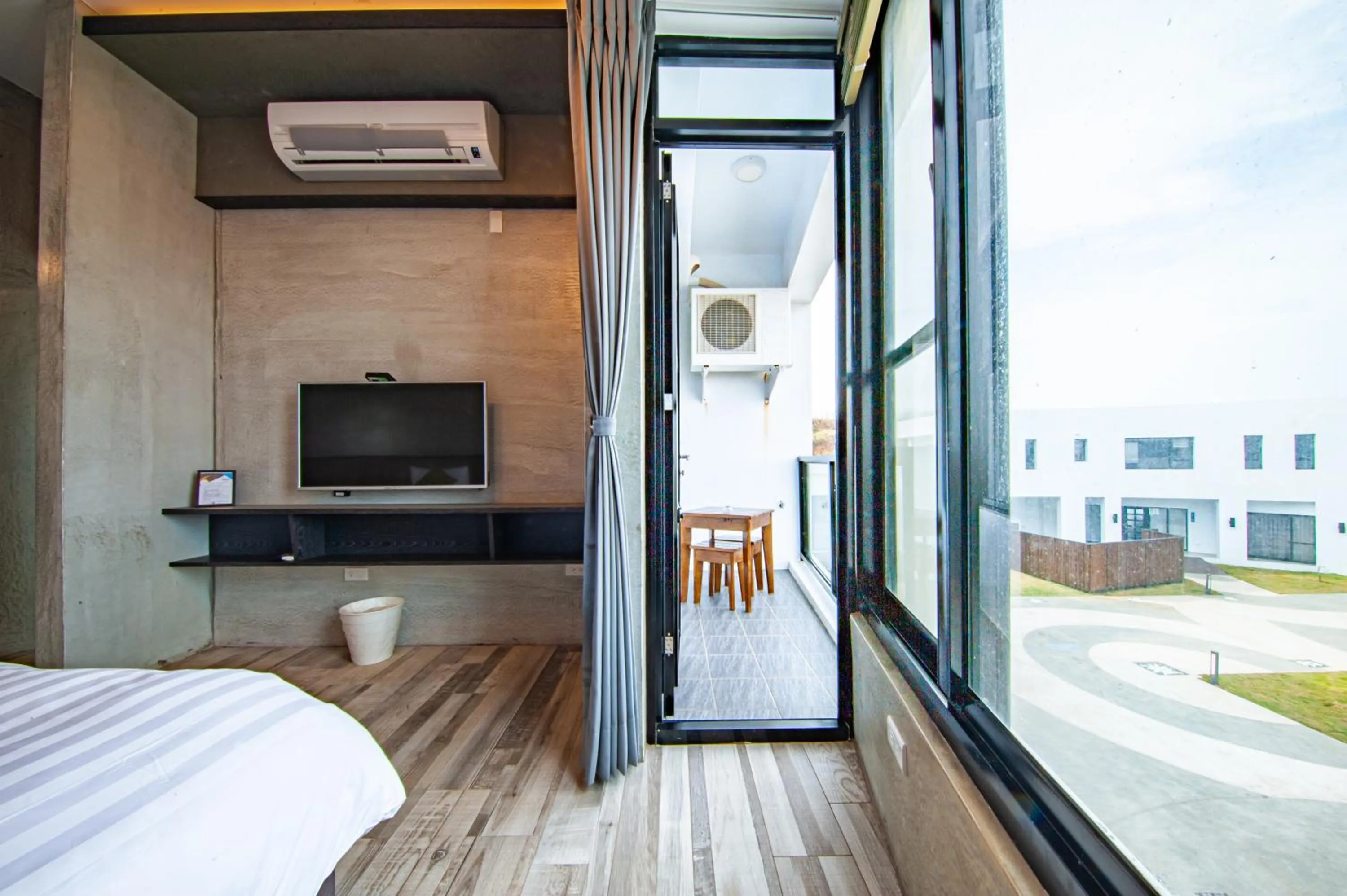 TV and multimedia, Bed in SH Villa