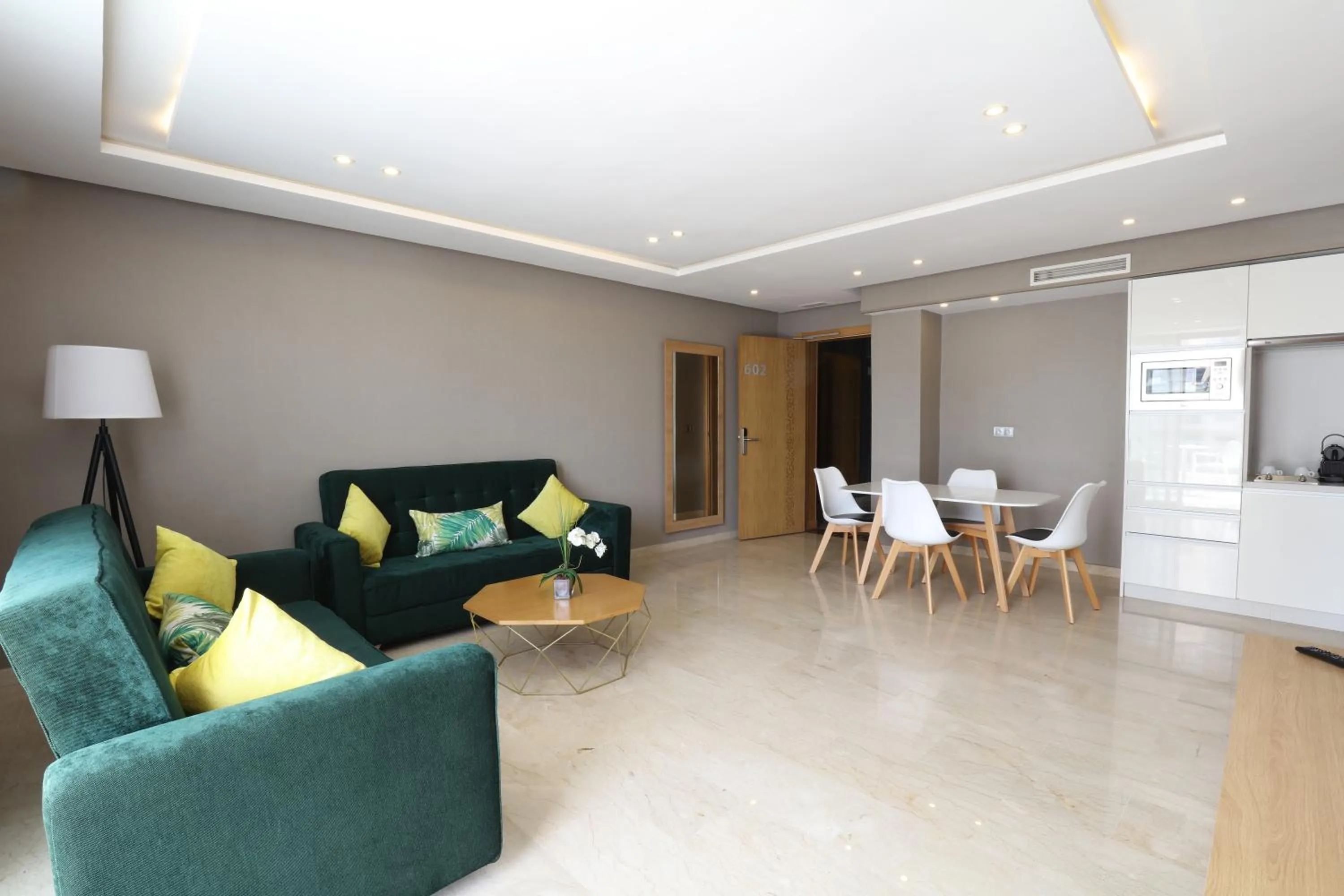 Living room in Mid Town Hotel Casablanca