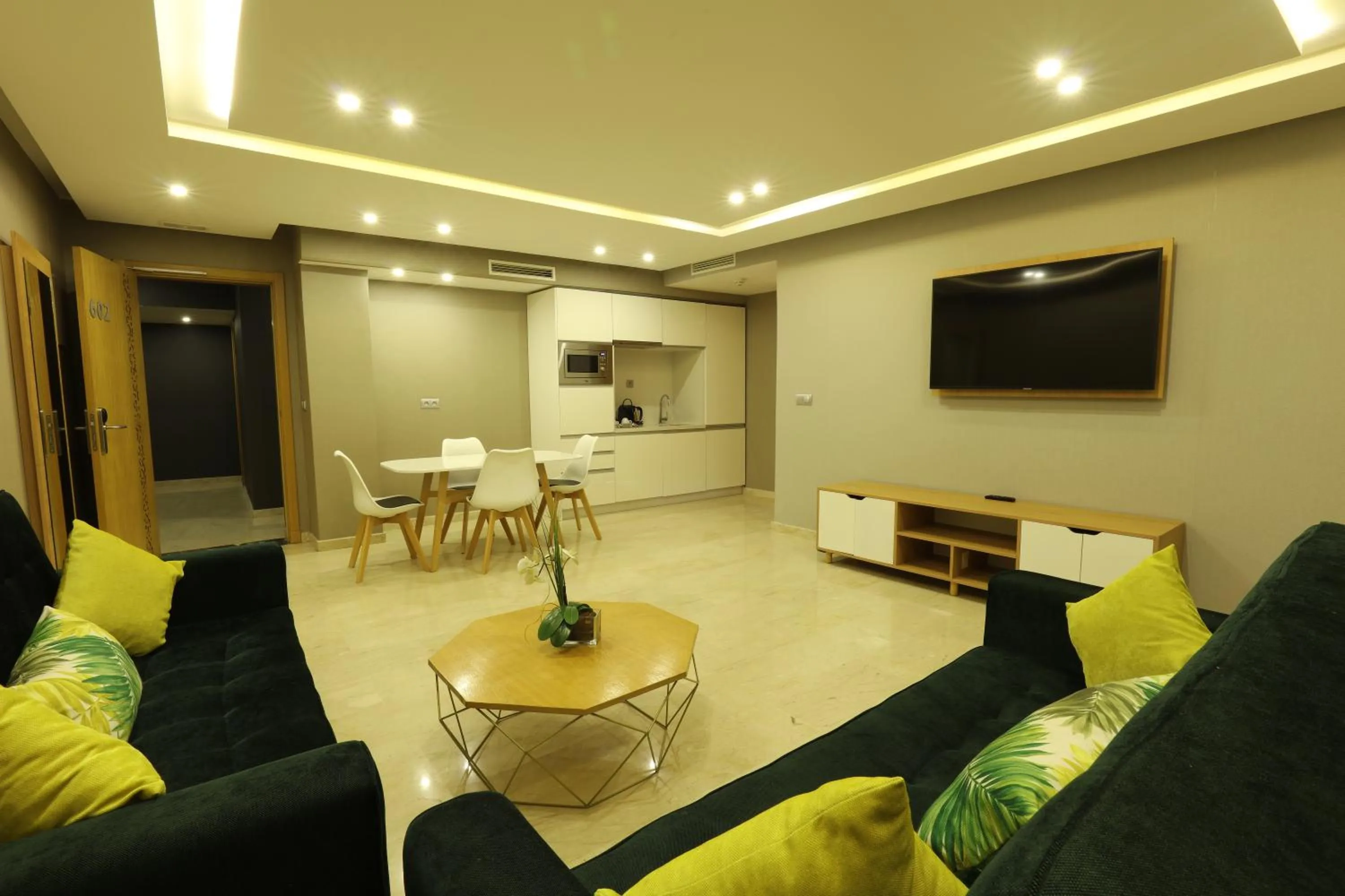 TV and multimedia in Mid Town Hotel Casablanca